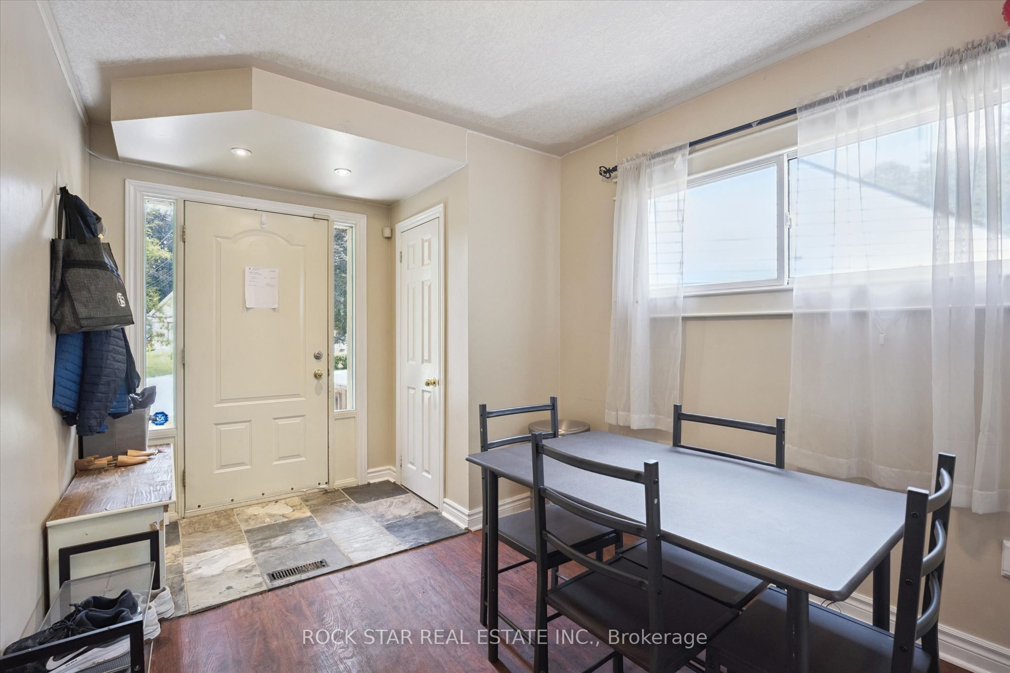 16 Beaucourt Place Property Photo 4
