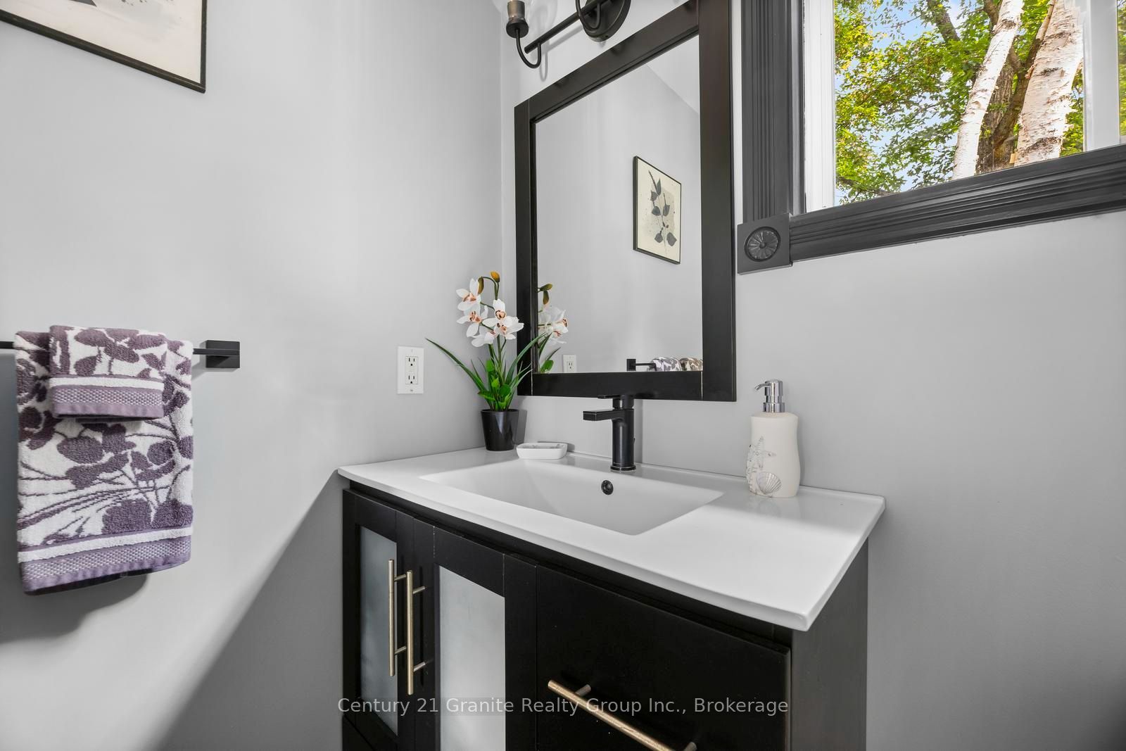 64 Bentley Place Property Photo 31