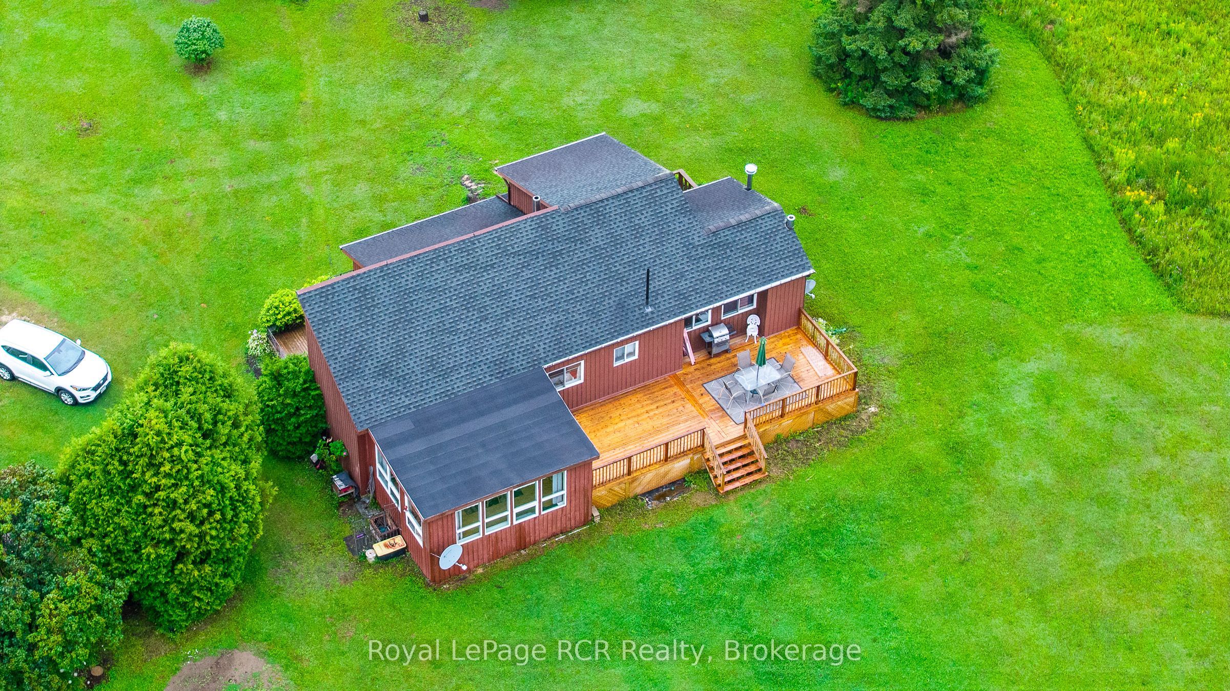 613154 Sideroad 50 Property Photo 34