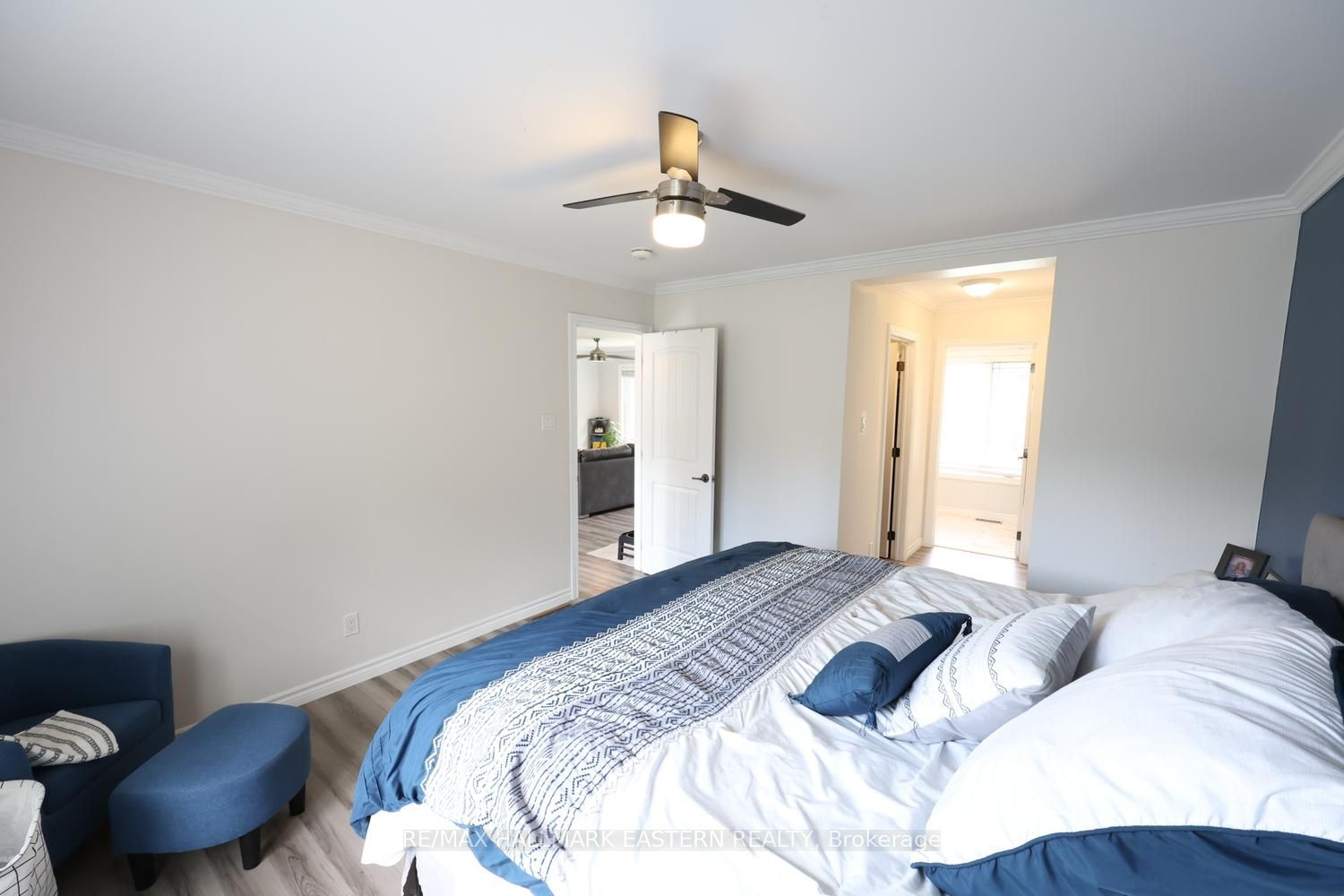 639 8th Line S Property Photo 22