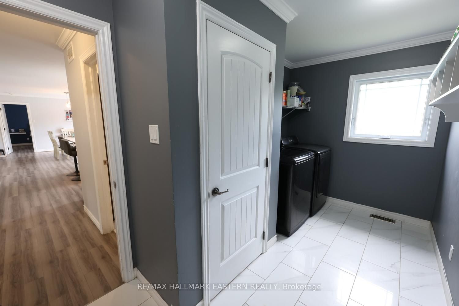 639 8th Line S Property Photo 31