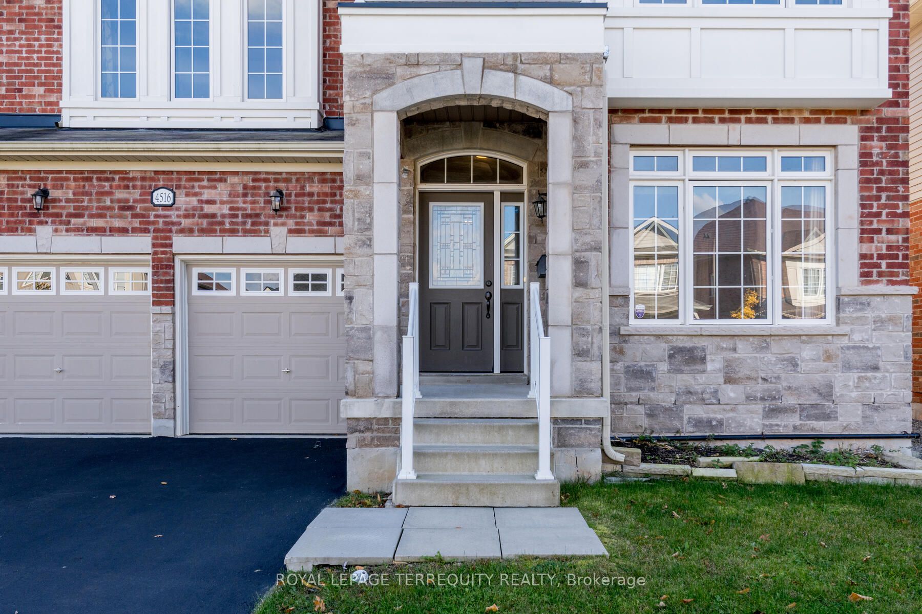 4516 Eclipse Way Property Photo 3
