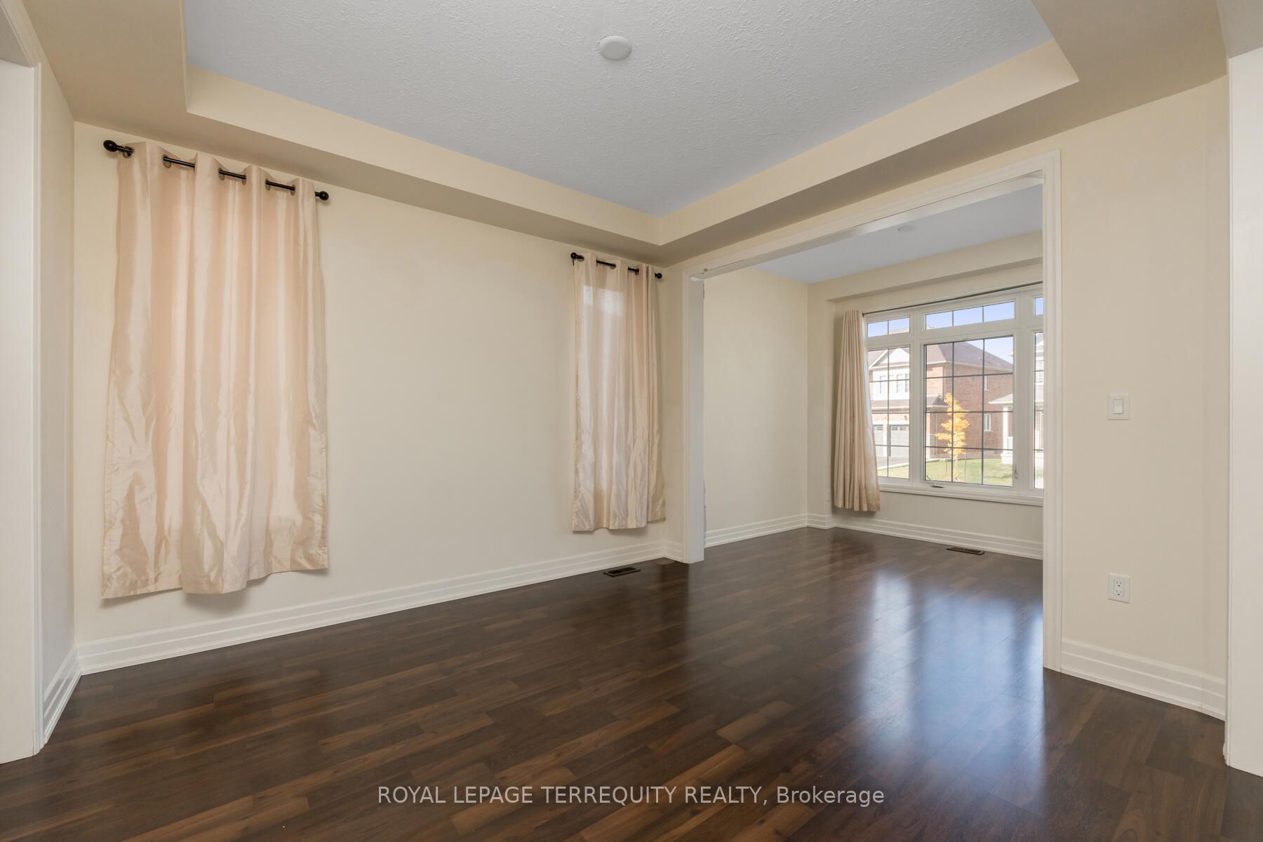 4516 Eclipse Way Property Photo 5