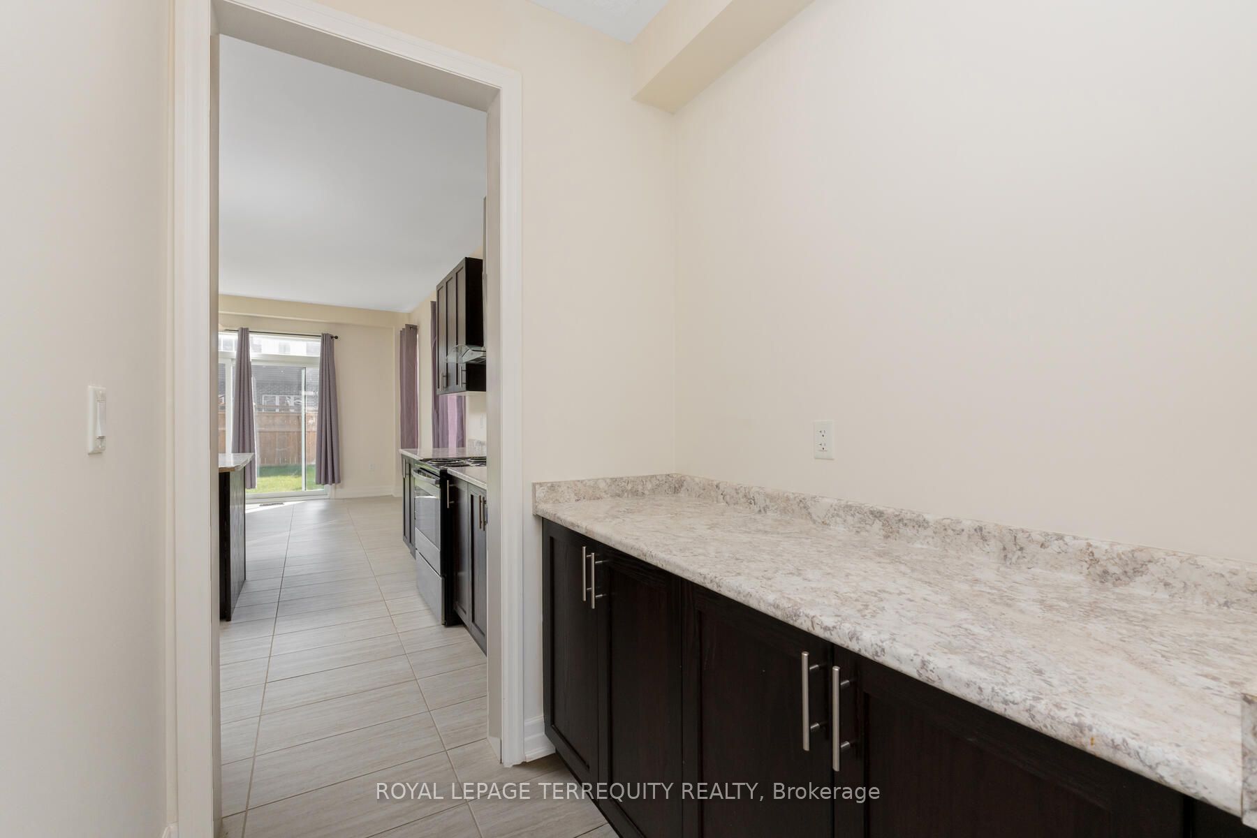 4516 Eclipse Way Property Photo 16