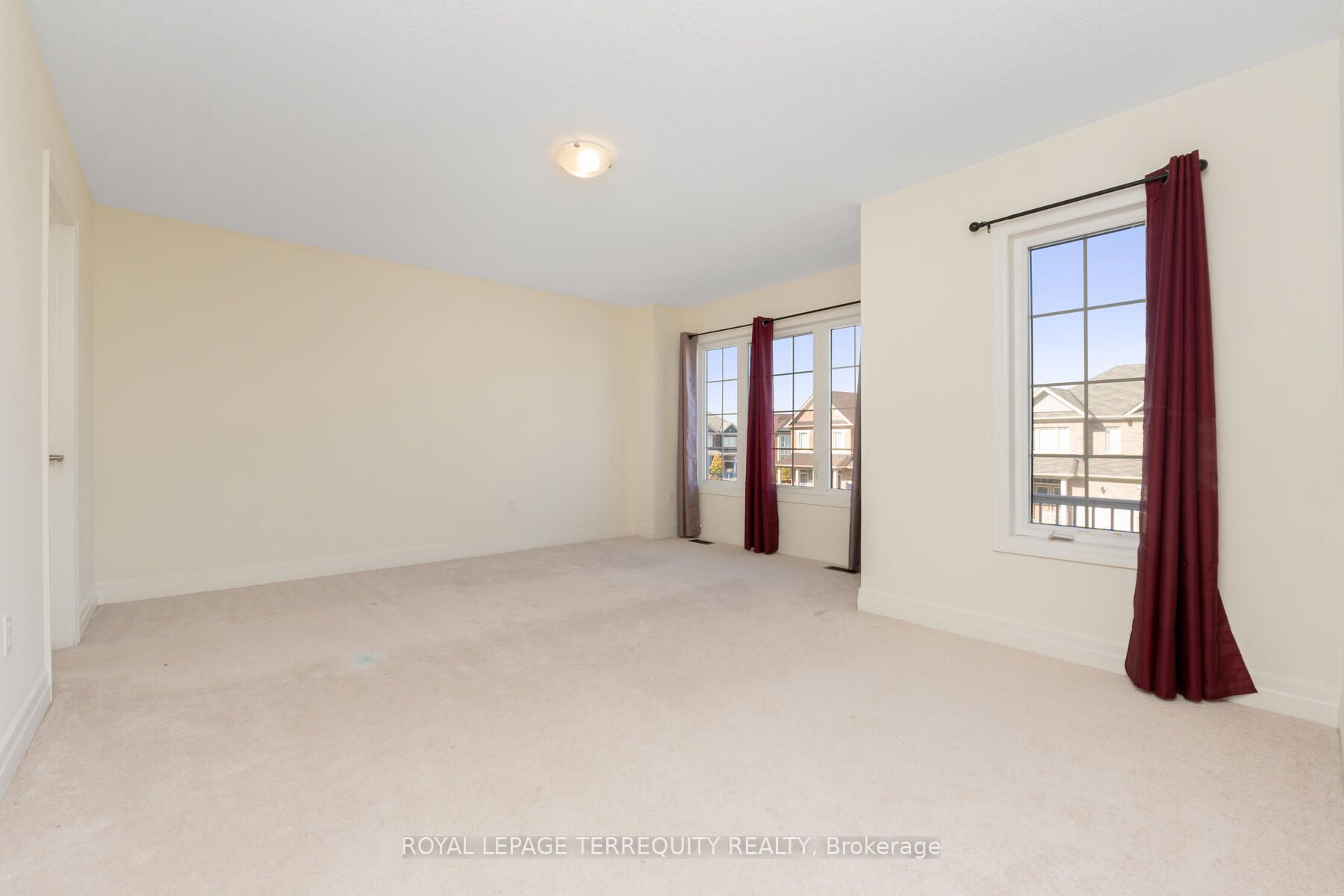 4516 Eclipse Way Property Photo 25
