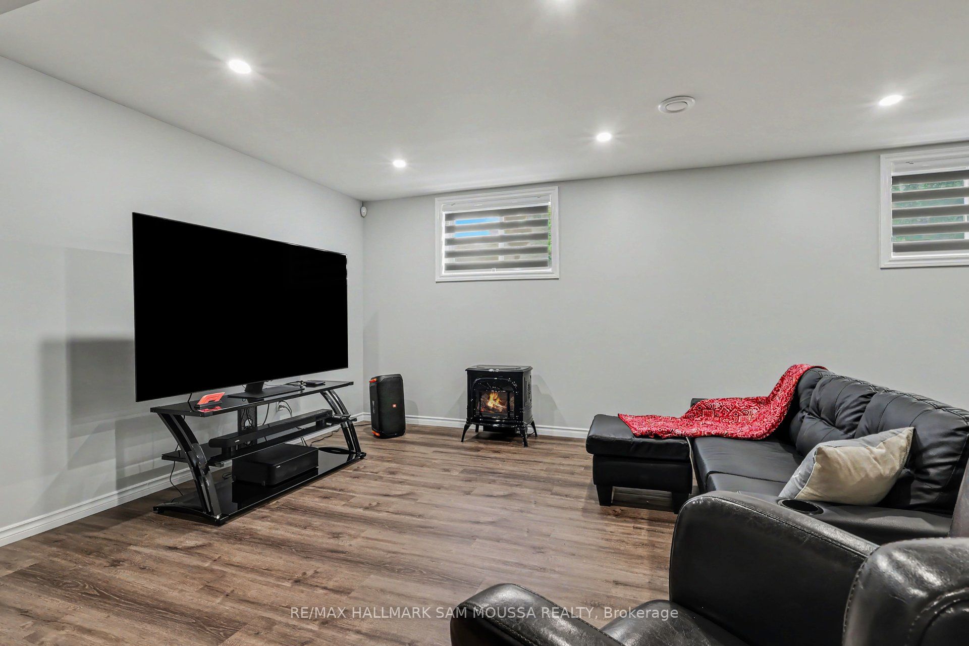 105 Danika Street Property Photo 32