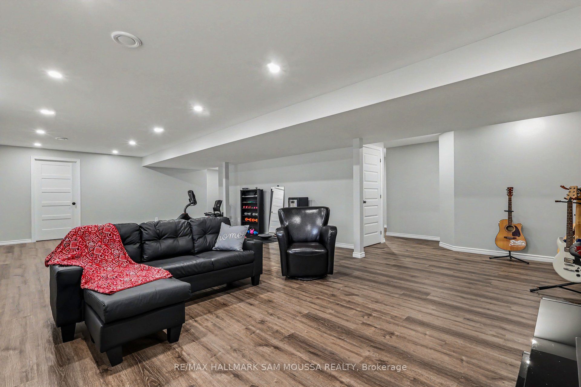 105 Danika Street Property Photo 33