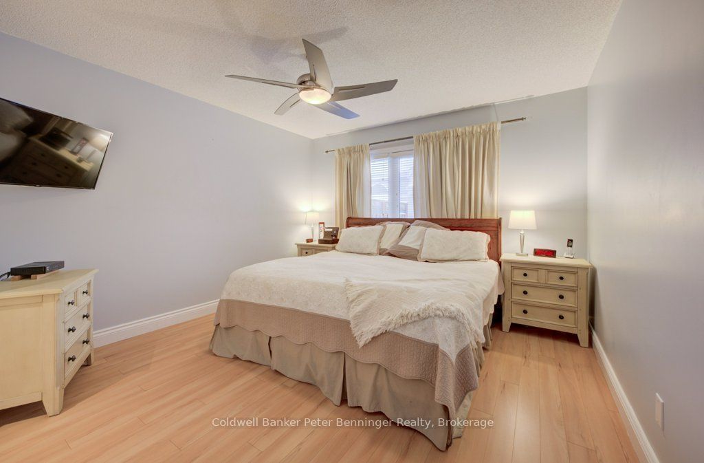 874 Arlington Street 16 Property Photo 6