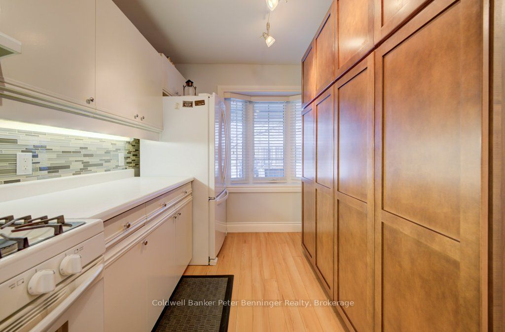 874 Arlington Street 16 Property Photo 11