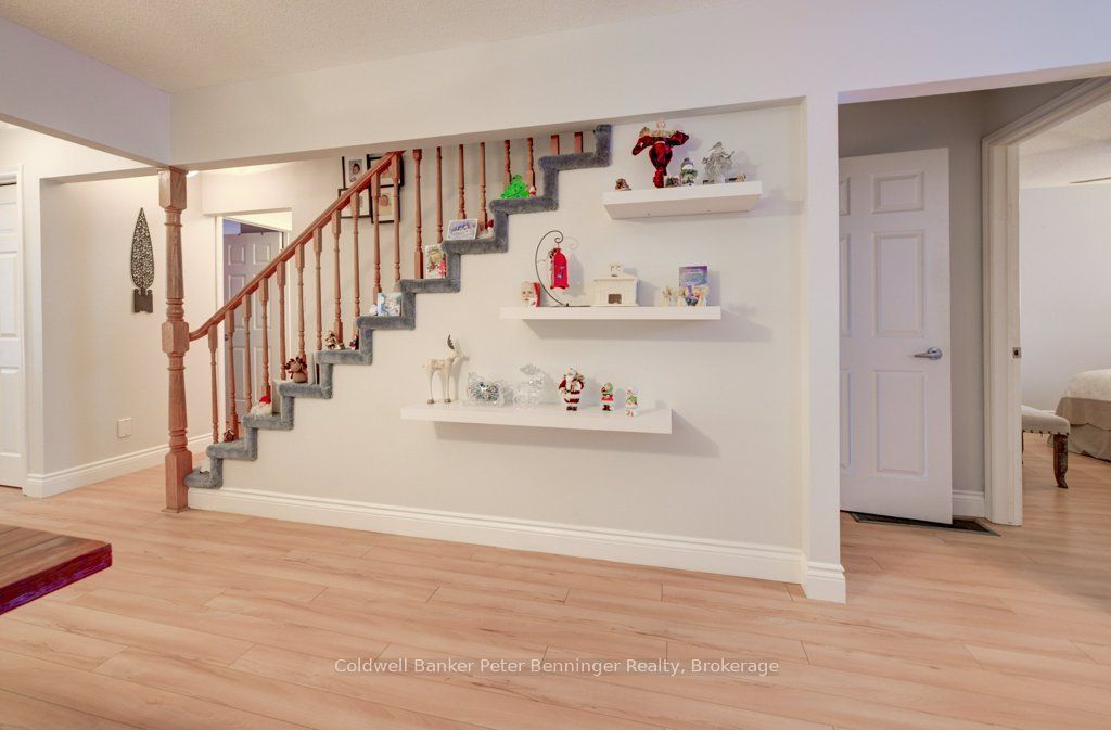 874 Arlington Street 16 Property Photo 18
