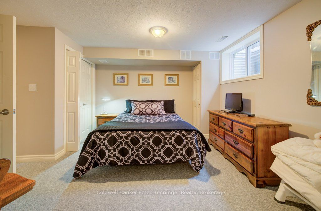 874 Arlington Street 16 Property Photo 30