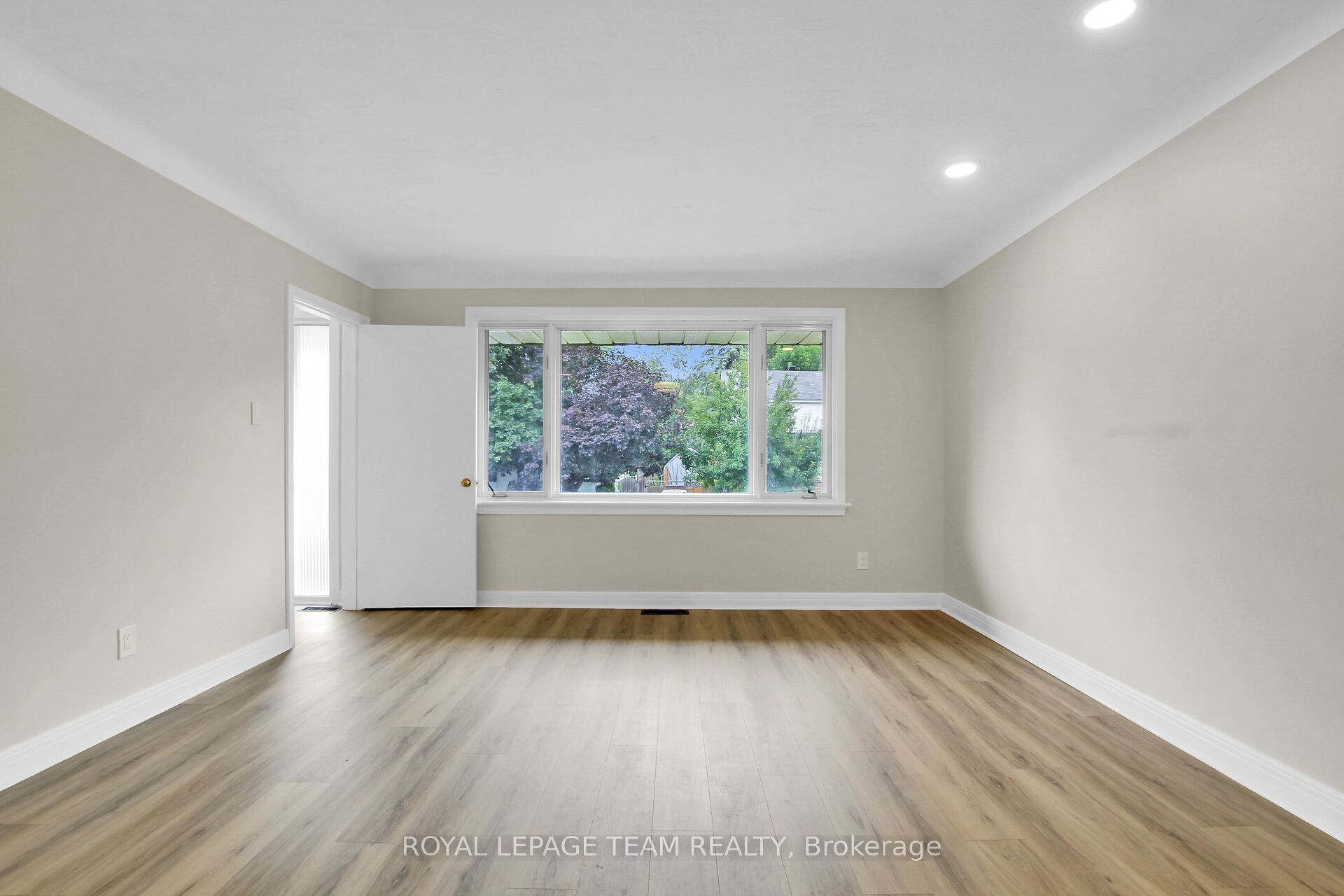 616 Westview Avenue Property Photo 8