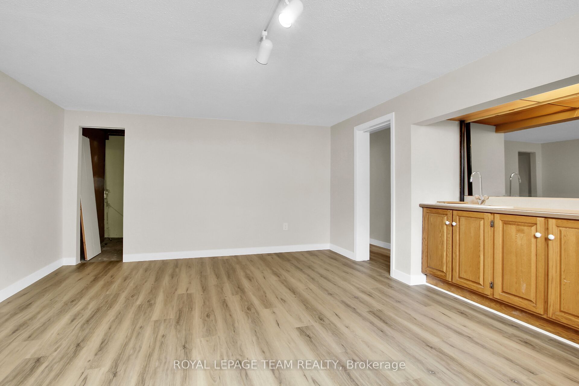 616 Westview Avenue Property Photo 33