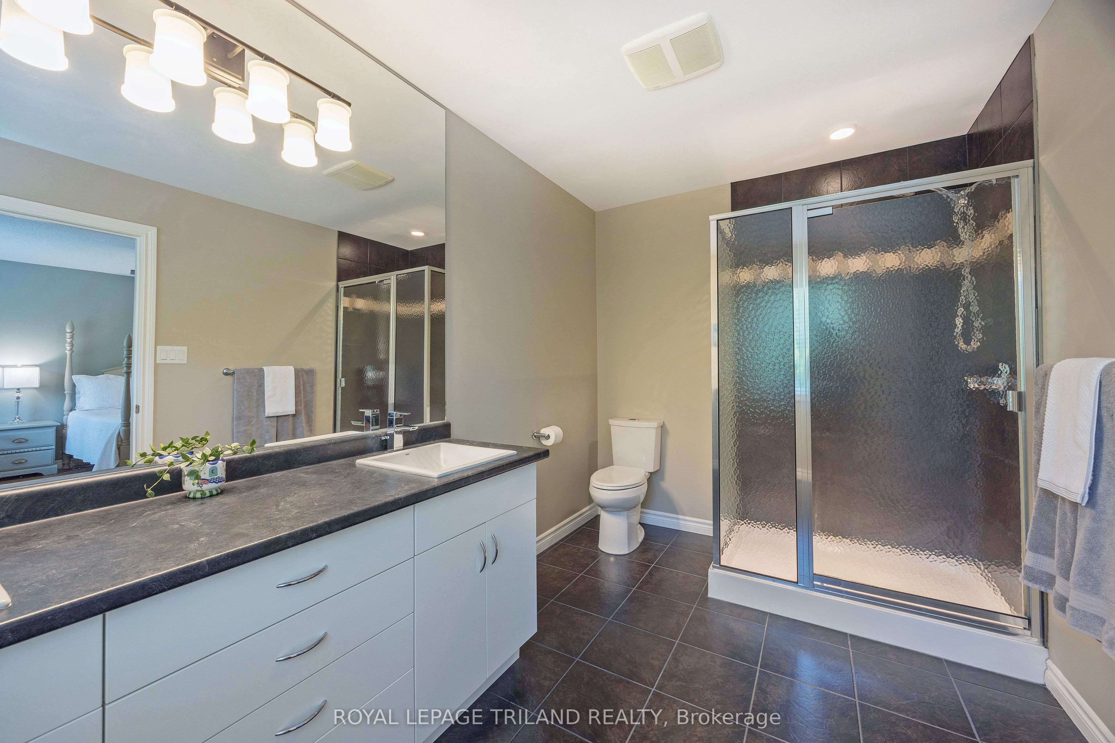 49 Orchard Street Property Photo 33