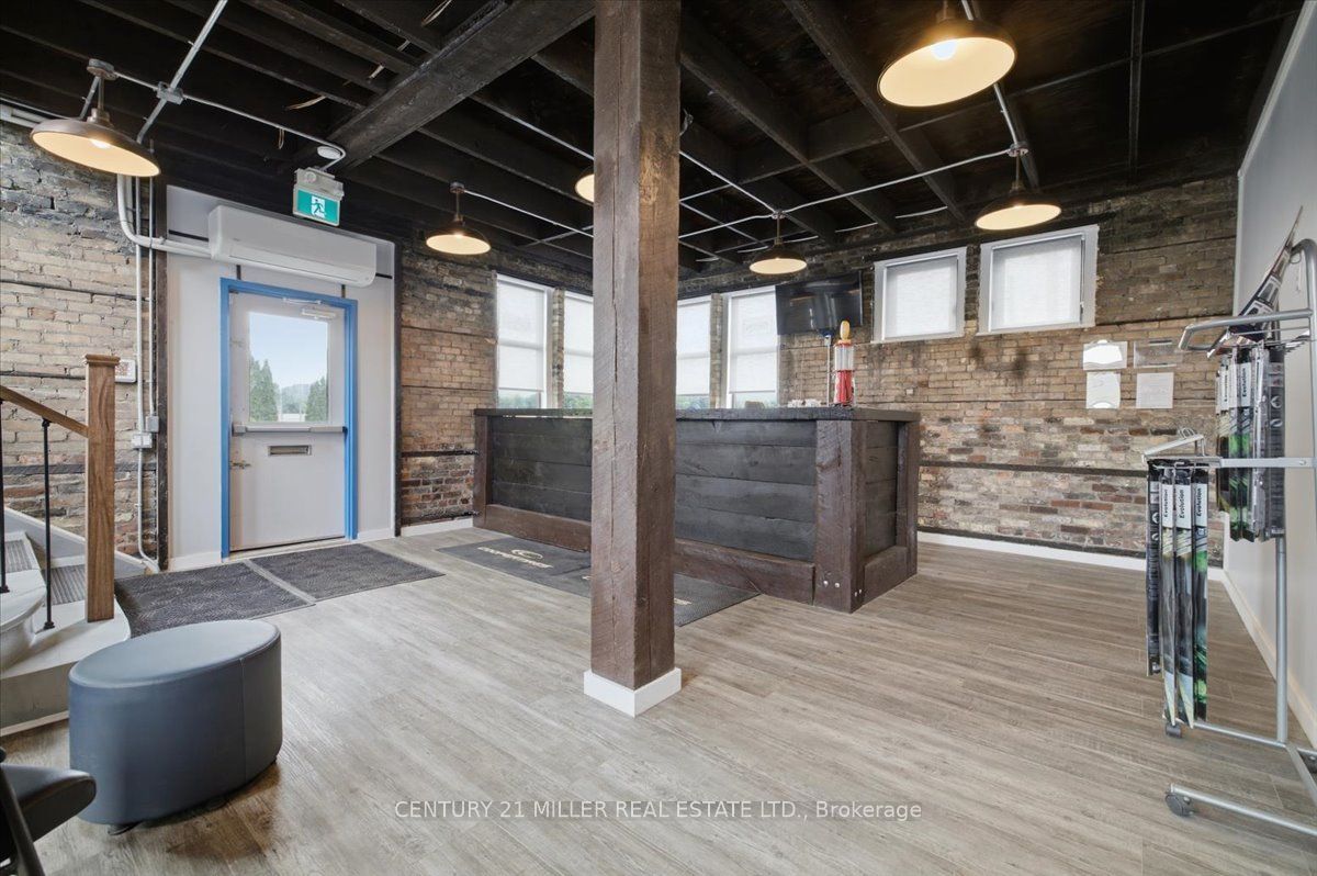 11 Wadsworth Street Property Photo 6
