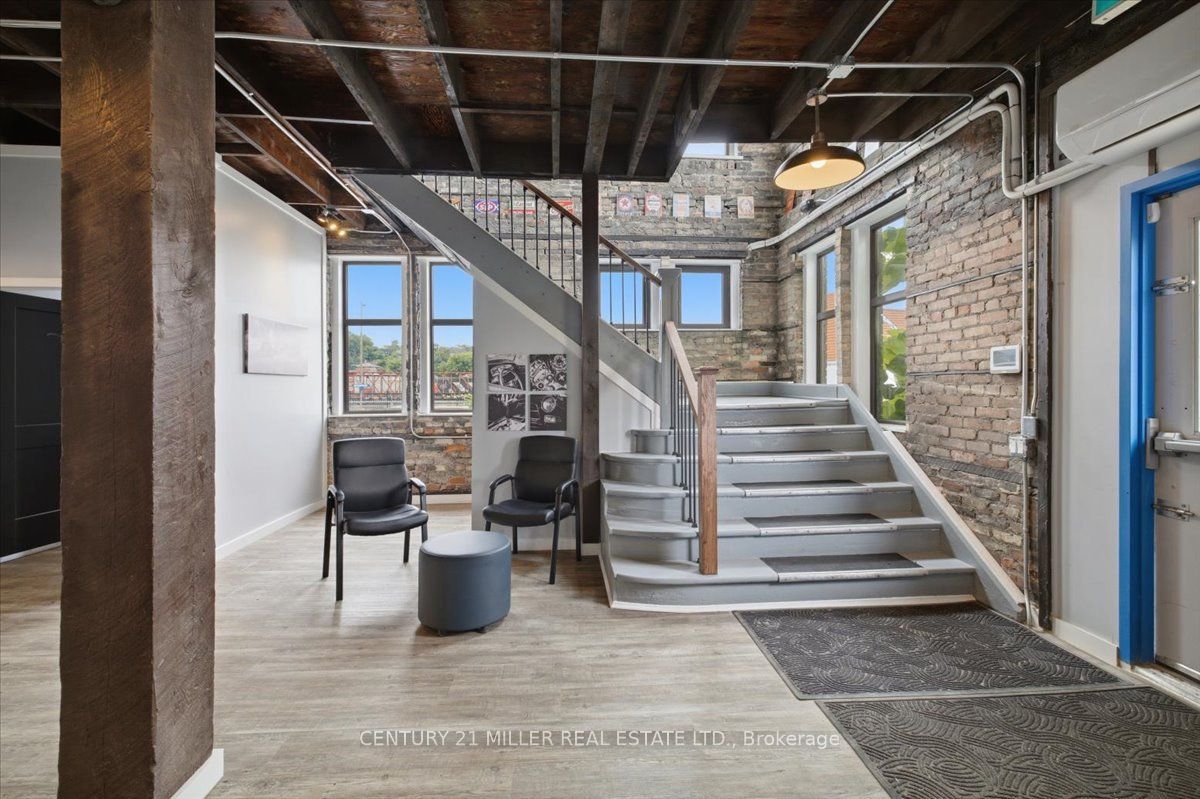 11 Wadsworth Street Property Photo 8