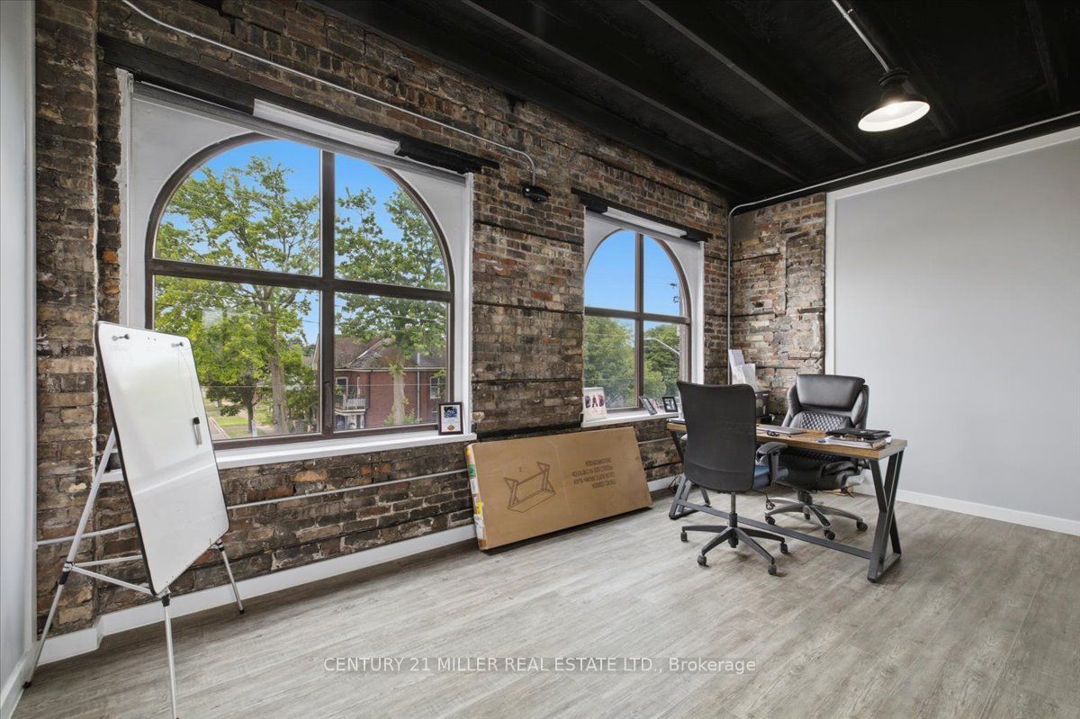 11 Wadsworth Street Property Photo 27
