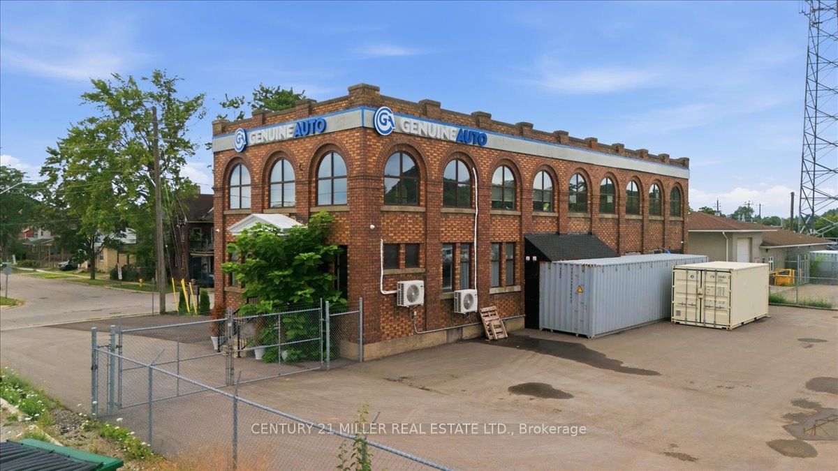 11 Wadsworth Street Property Photo 37