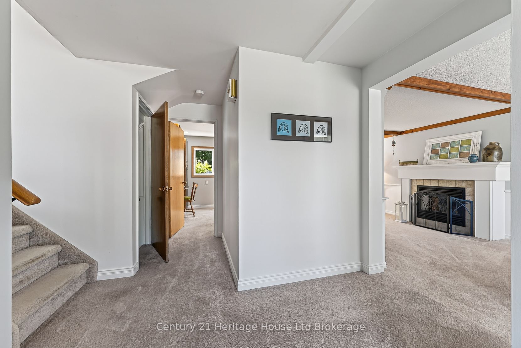 812 Hughson Street Property Photo 26