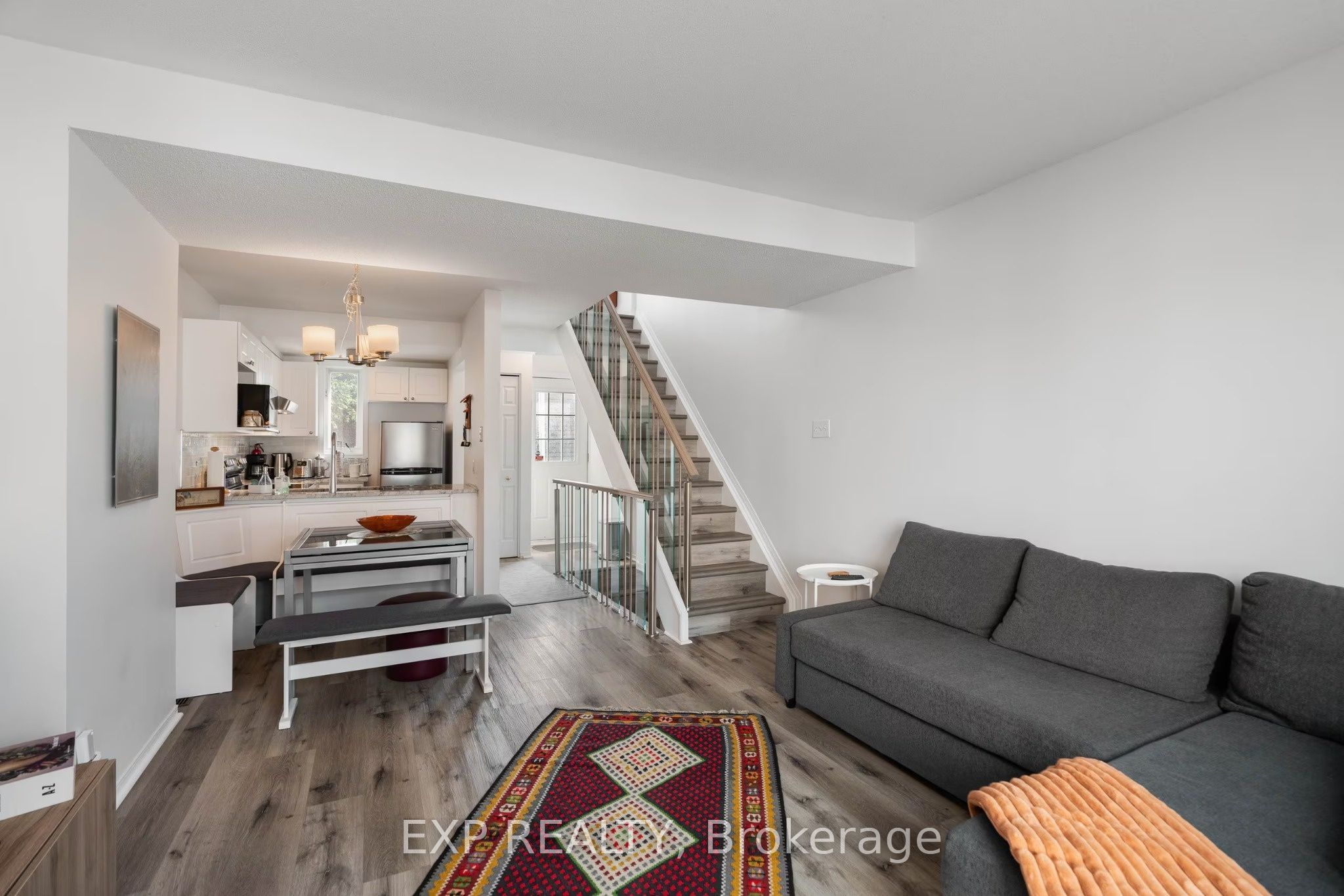 166 Forward Avenue Property Photo 15