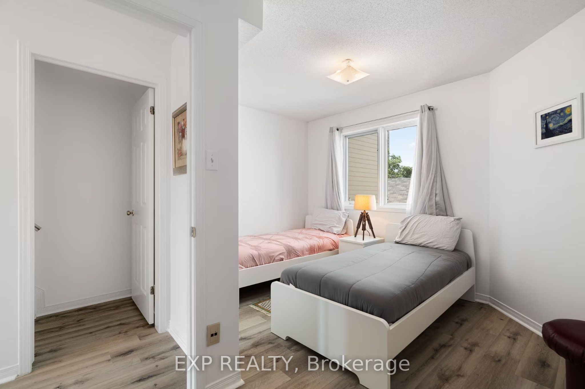 166 Forward Avenue Property Photo 17