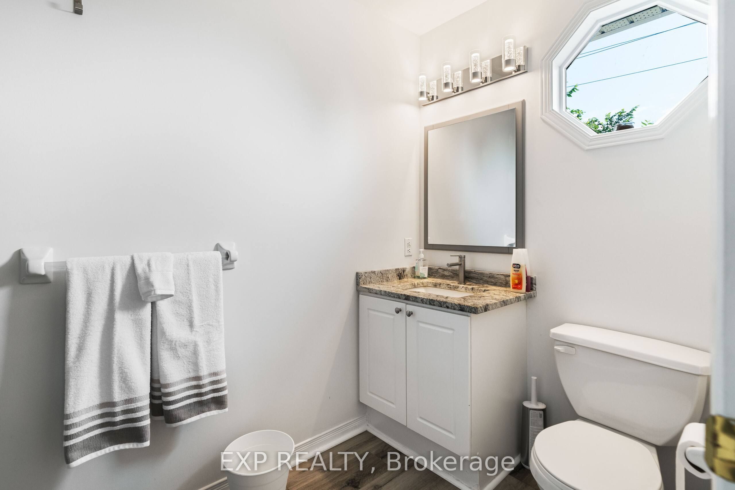 166 Forward Avenue Property Photo 25
