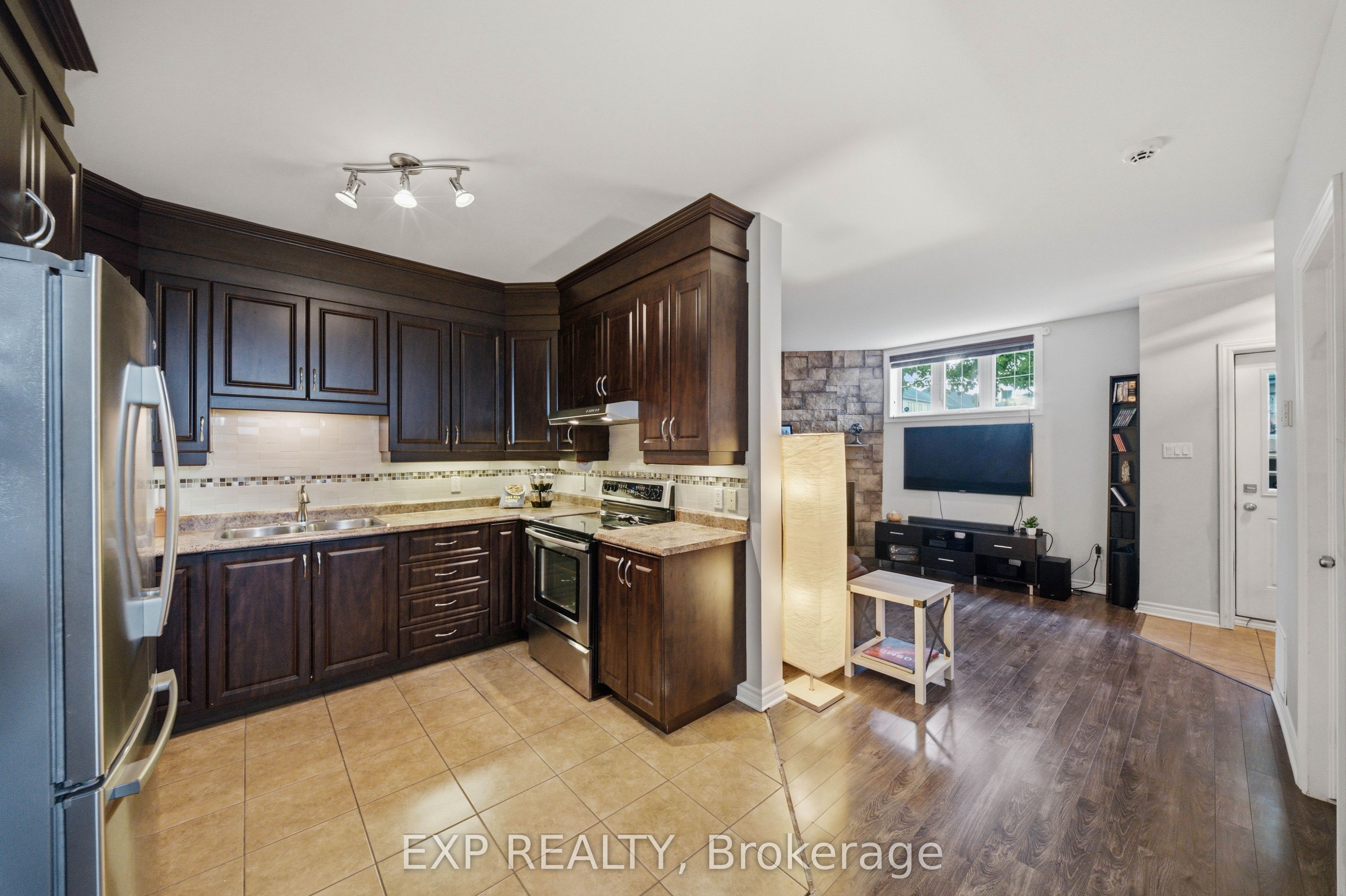 199 Bourdeau Boulevard 1 Property Photo 9