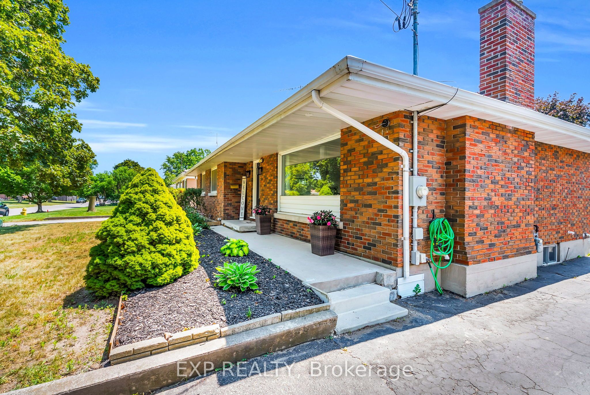 19 Woodman Drive Property Photo 6