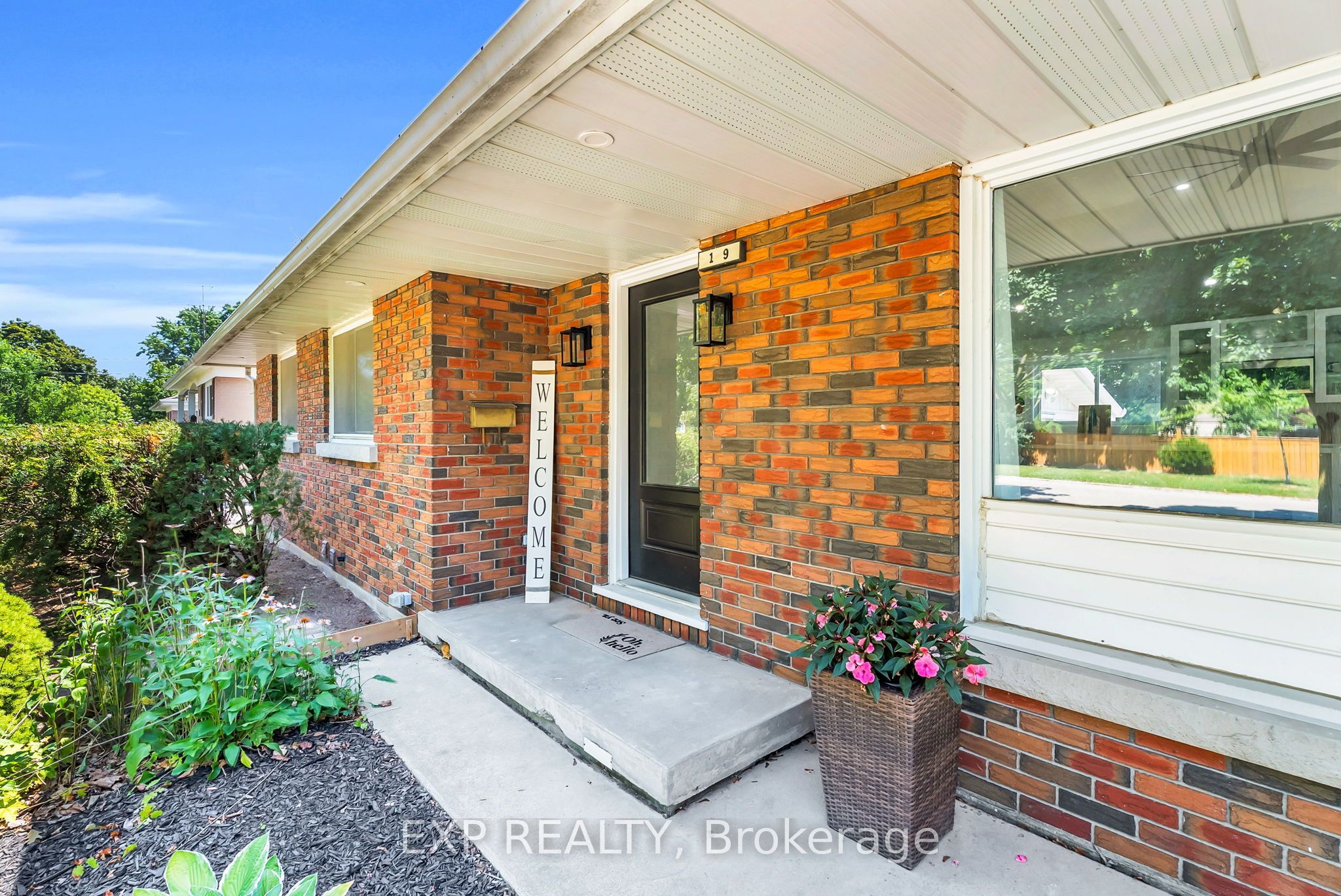 19 Woodman Drive Property Photo 7