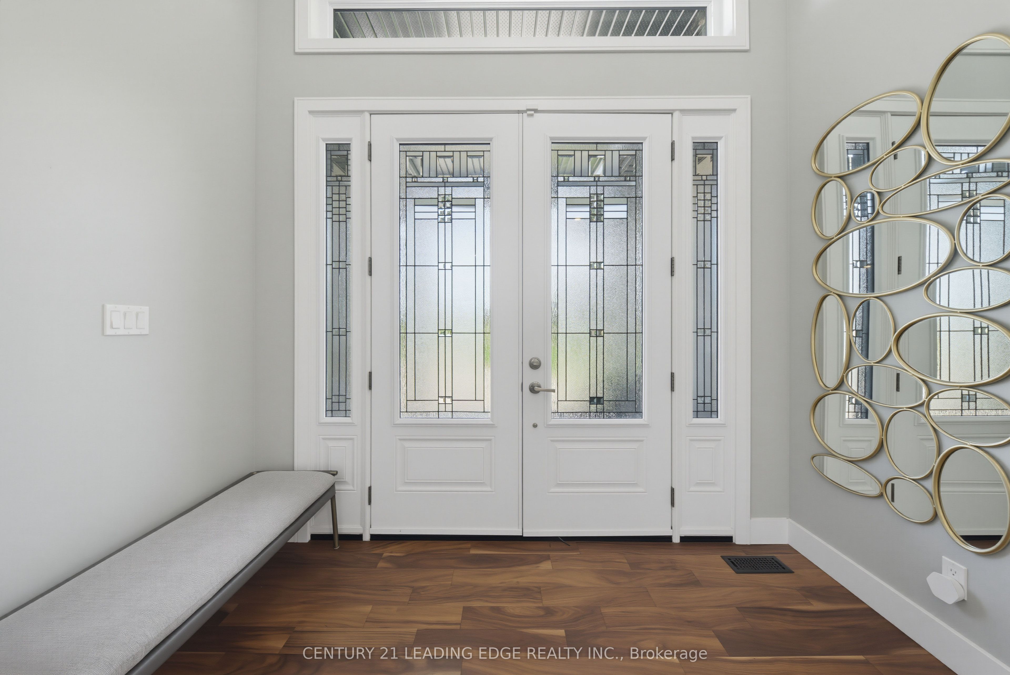 9 Leaside Street Property Photo 13