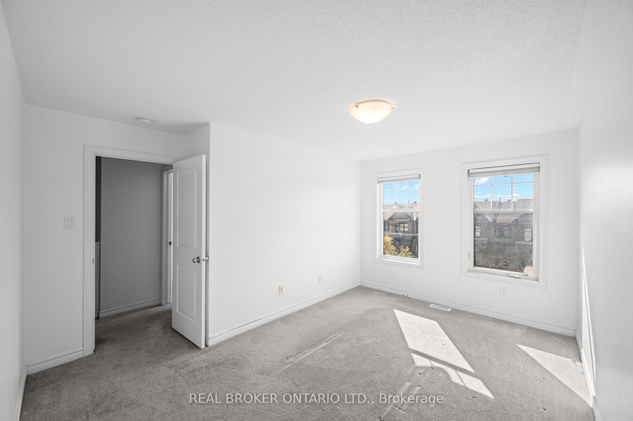66 Fallengale Crescent Property Photo 27