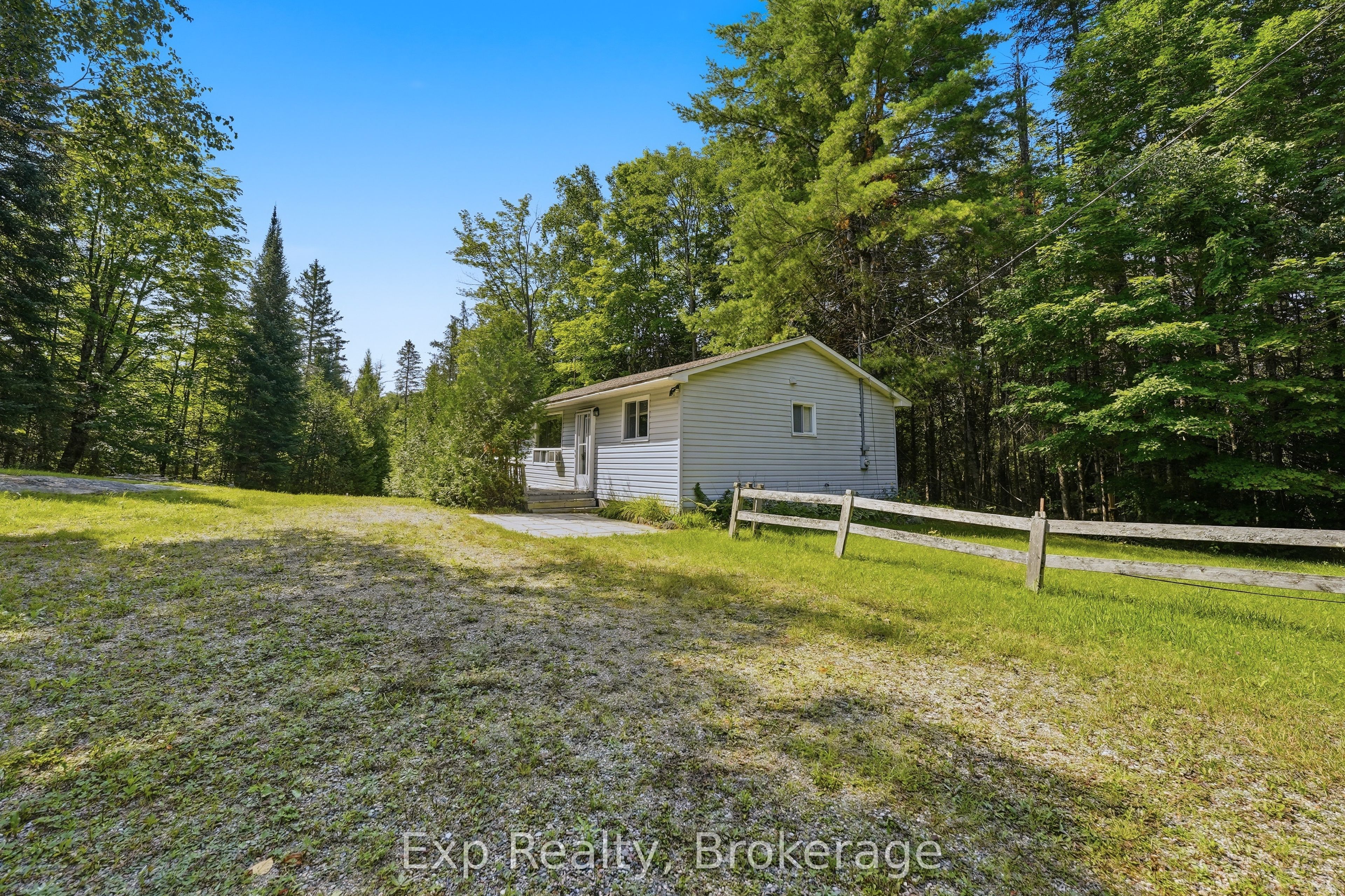 5164 Arden Road Property Photo 4