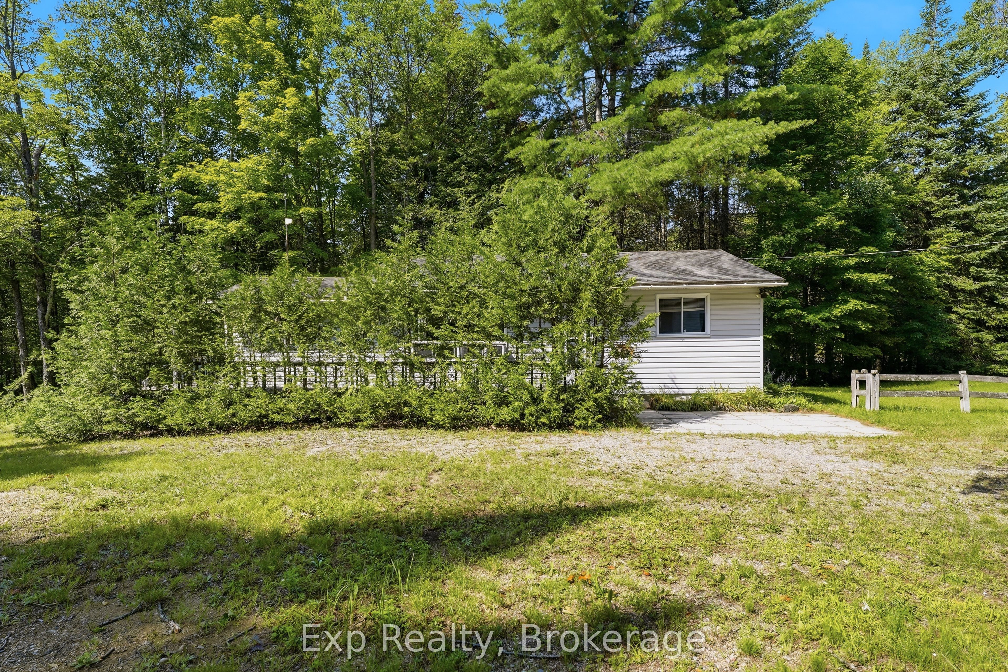 5164 Arden Road Property Photo 6