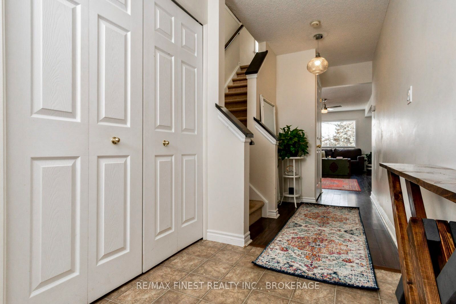 116 Fireside Court Property Photo 6