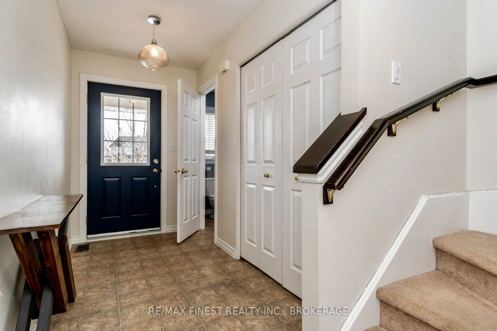 116 Fireside Court Property Photo 7