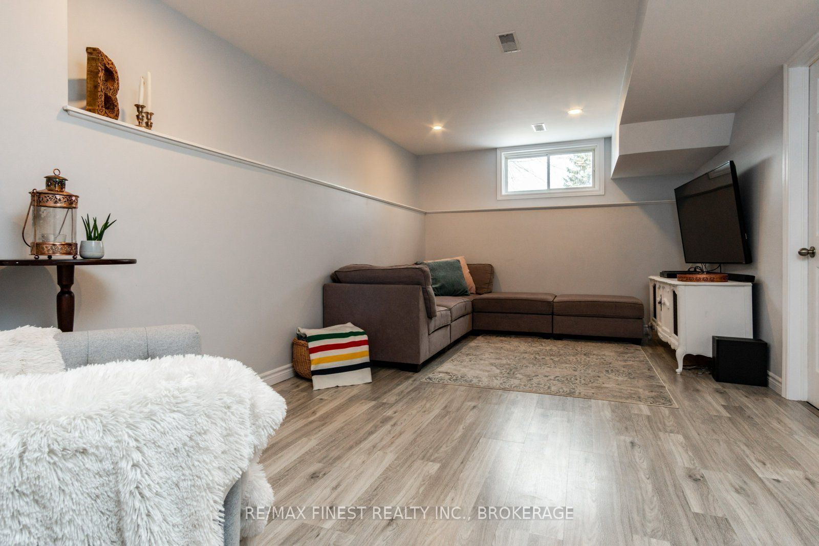 116 Fireside Court Property Photo 18