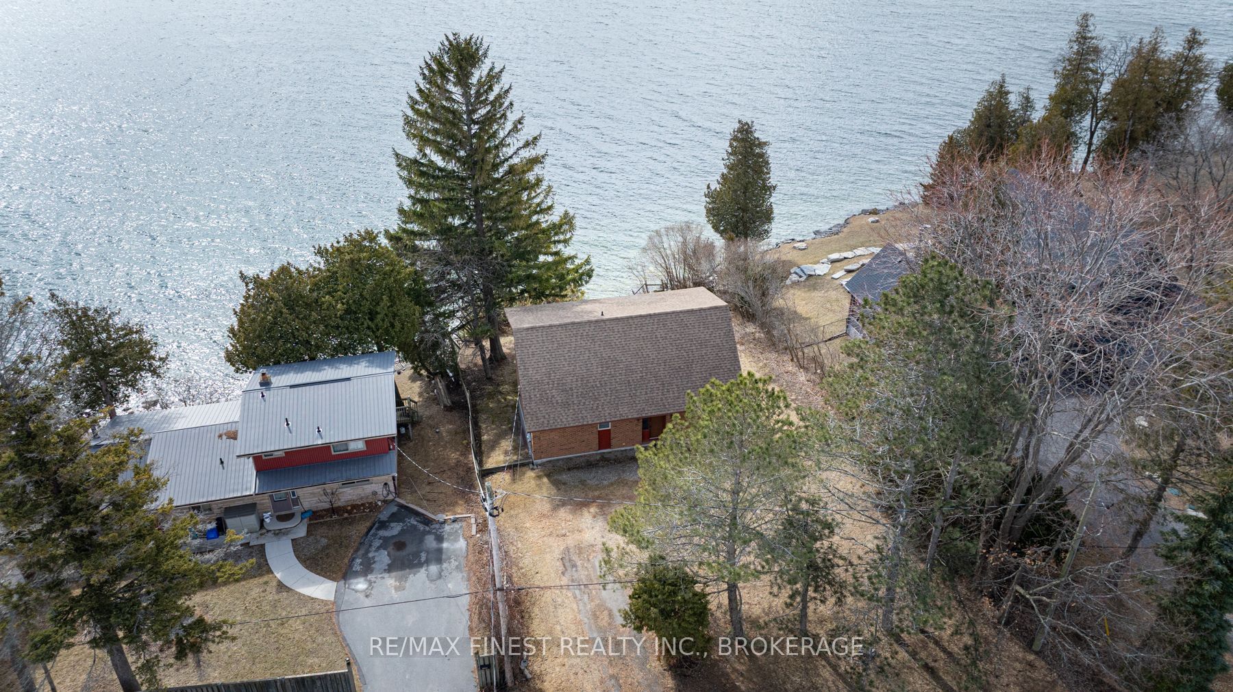 1141 Front Road Property Photo 6