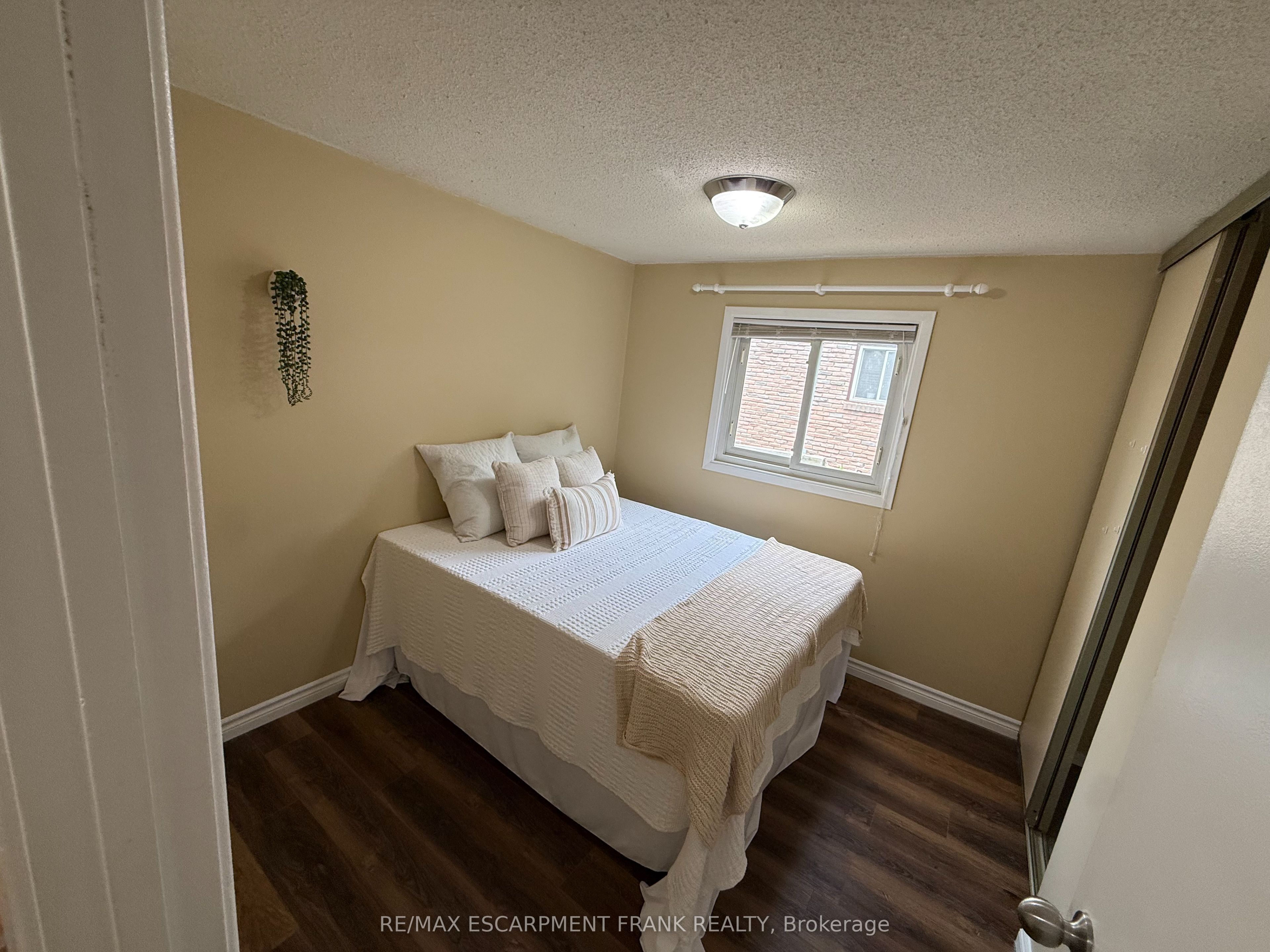 94 Wendover Drive Property Photo 23