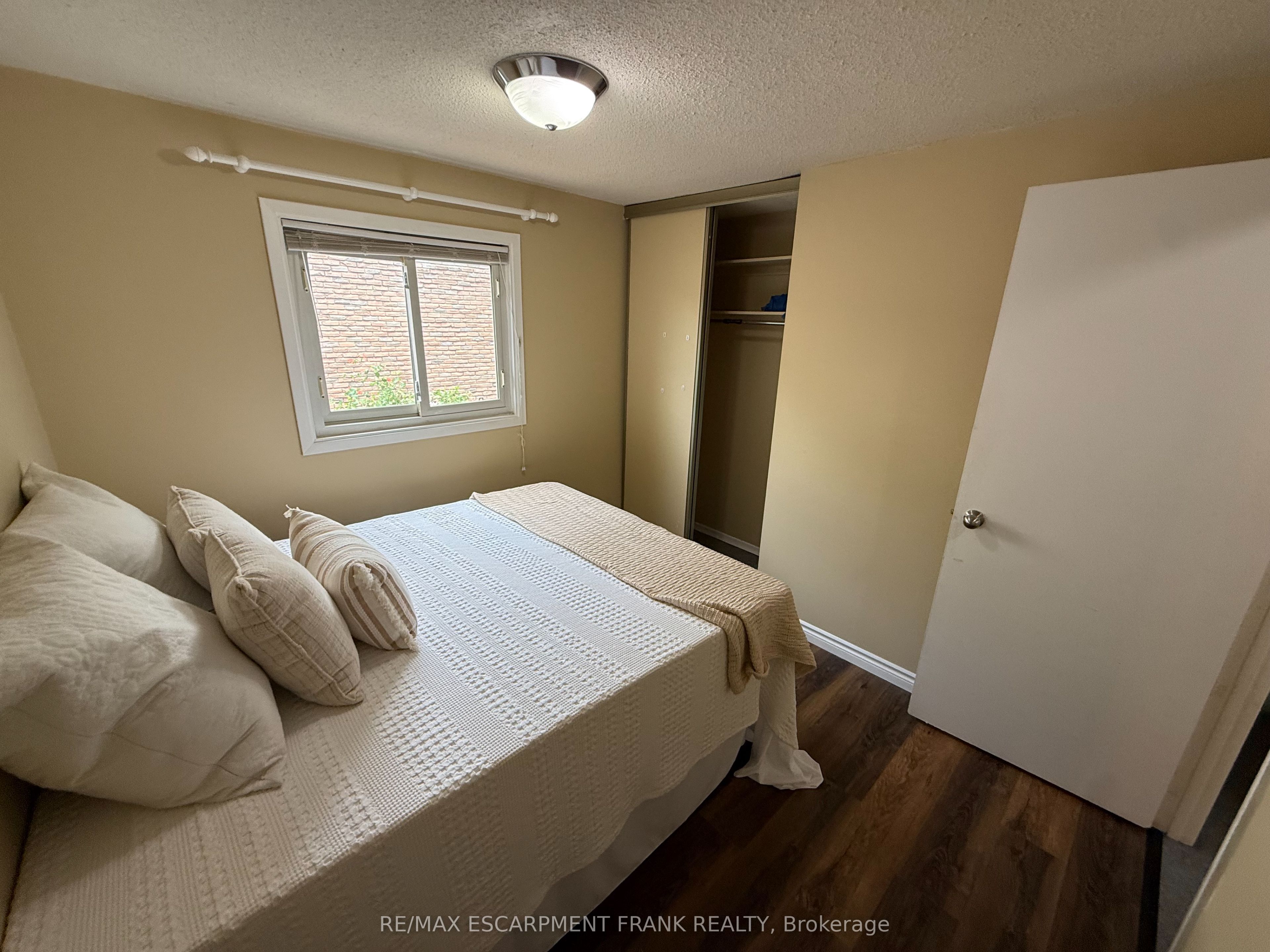 94 Wendover Drive Property Photo 24