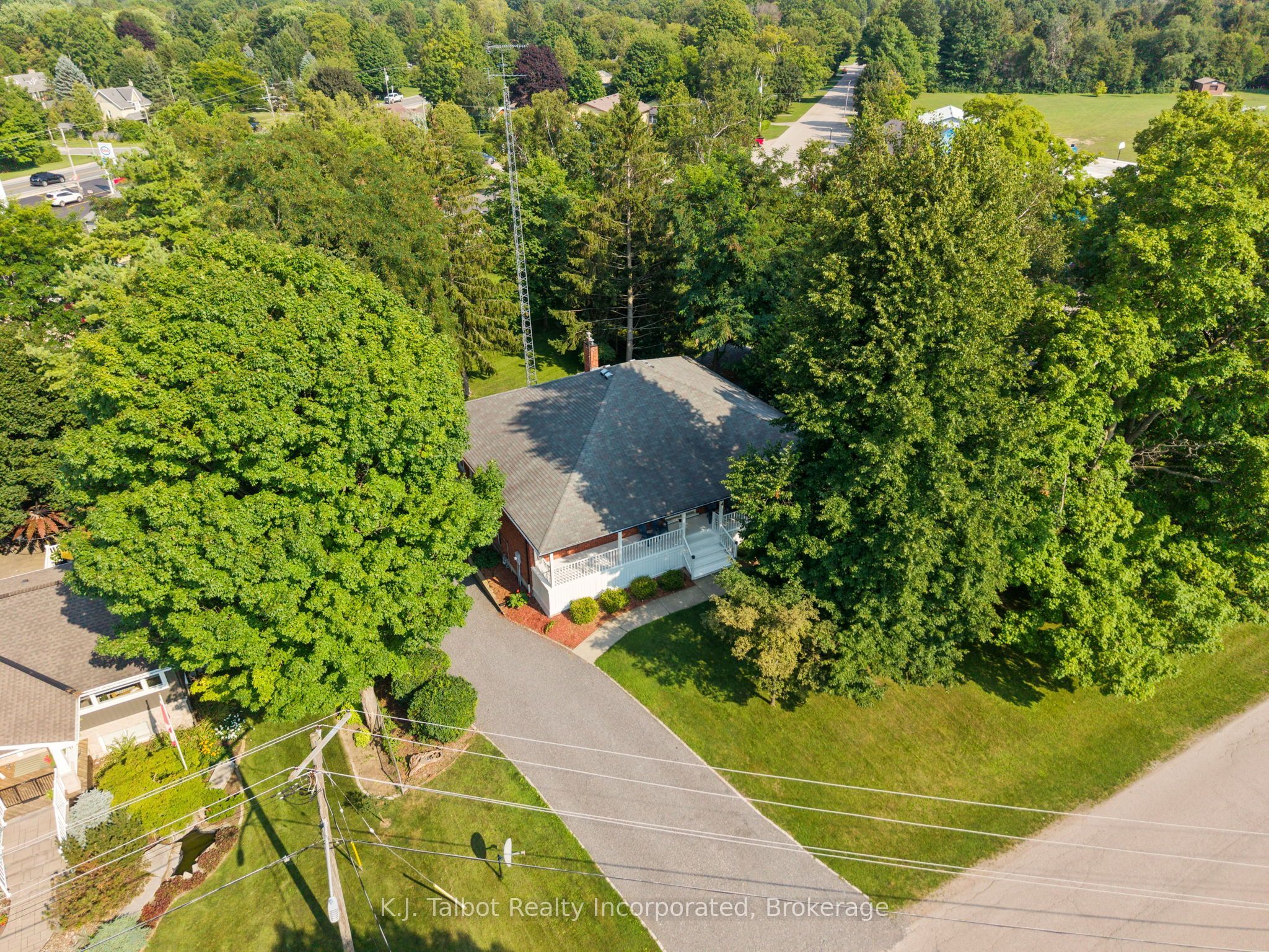 4 John Avenue Property Photo 2