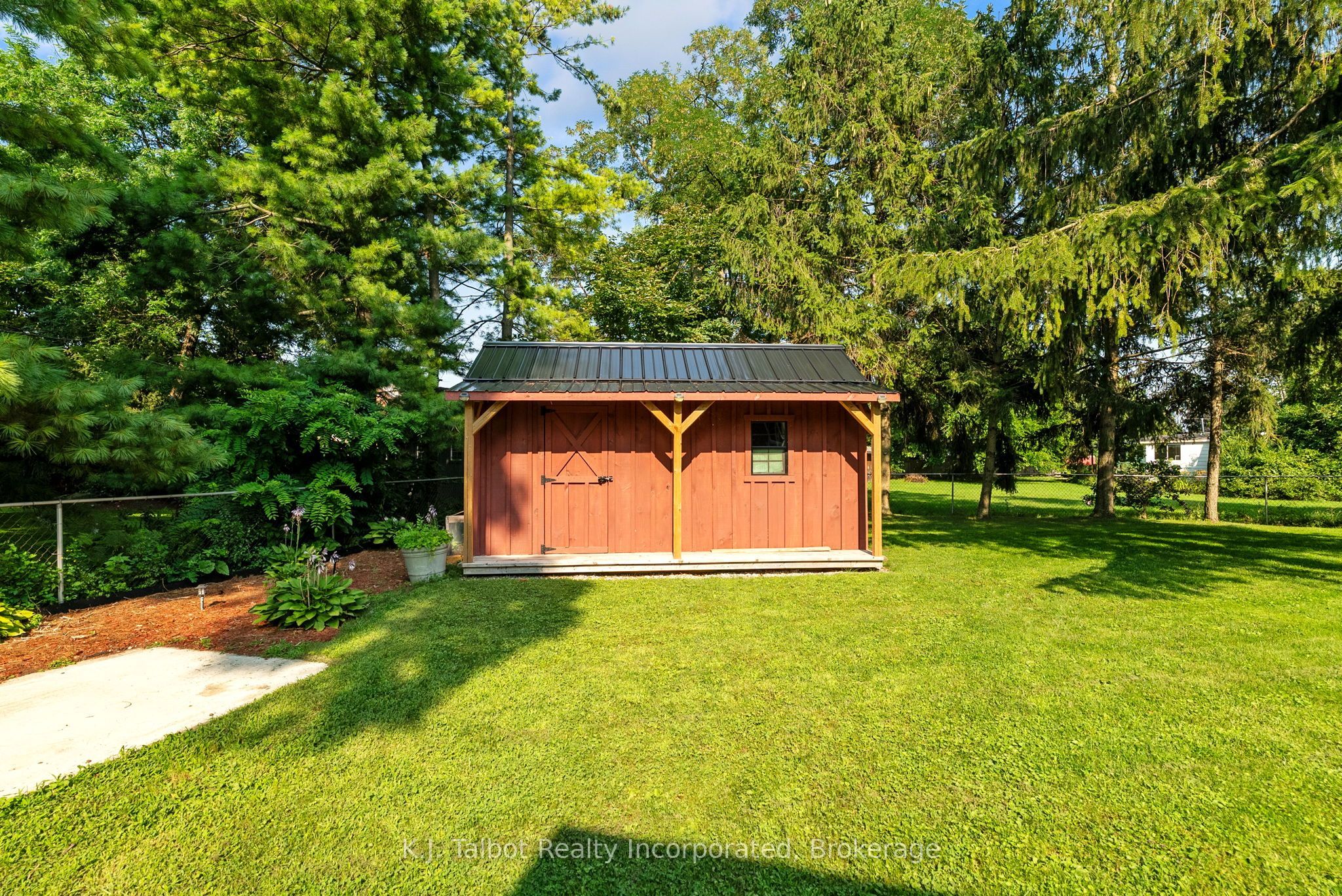 4 John Avenue Property Photo 44