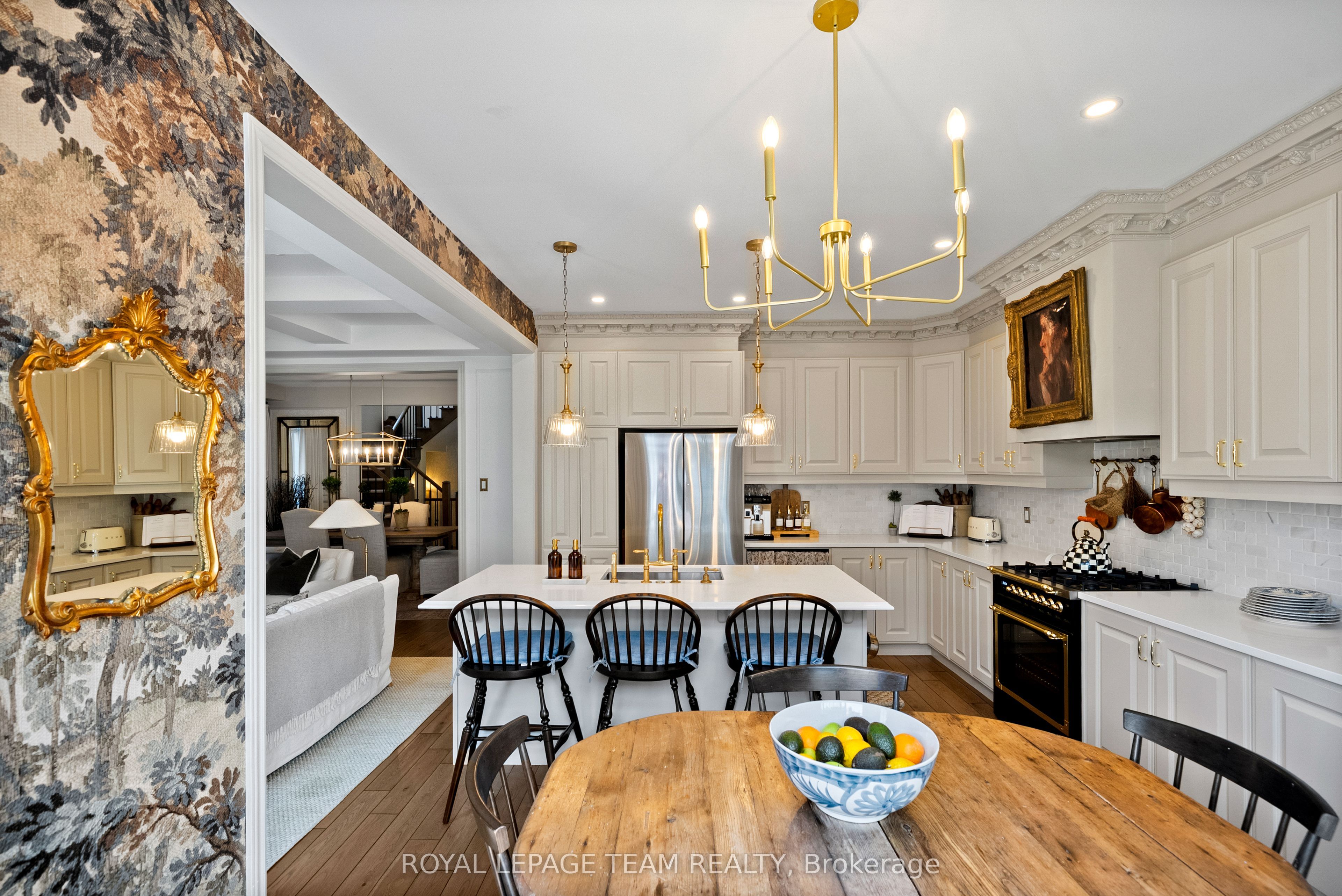 4865 Abbott Street E Property Photo 17