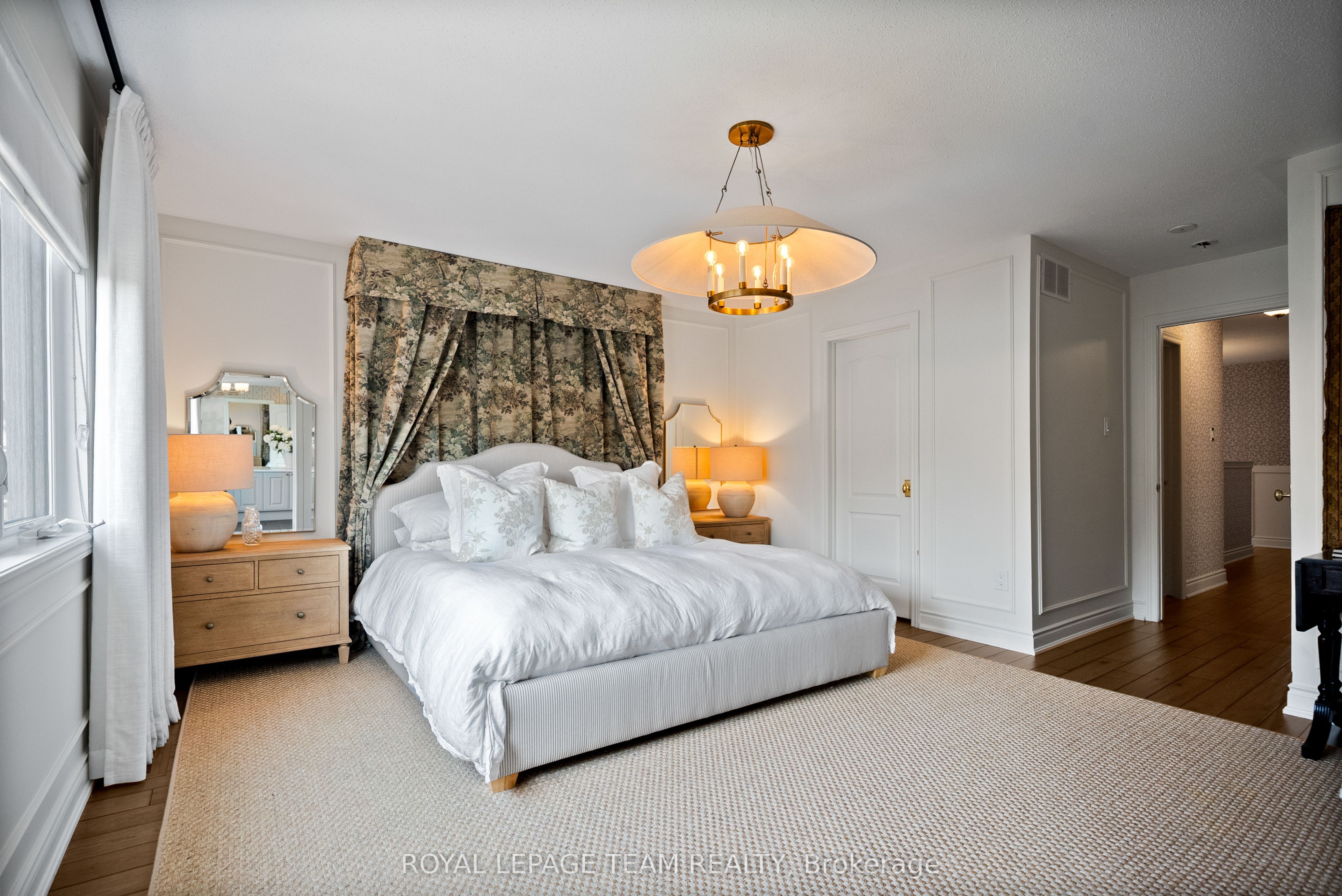 4865 Abbott Street E Property Photo 23