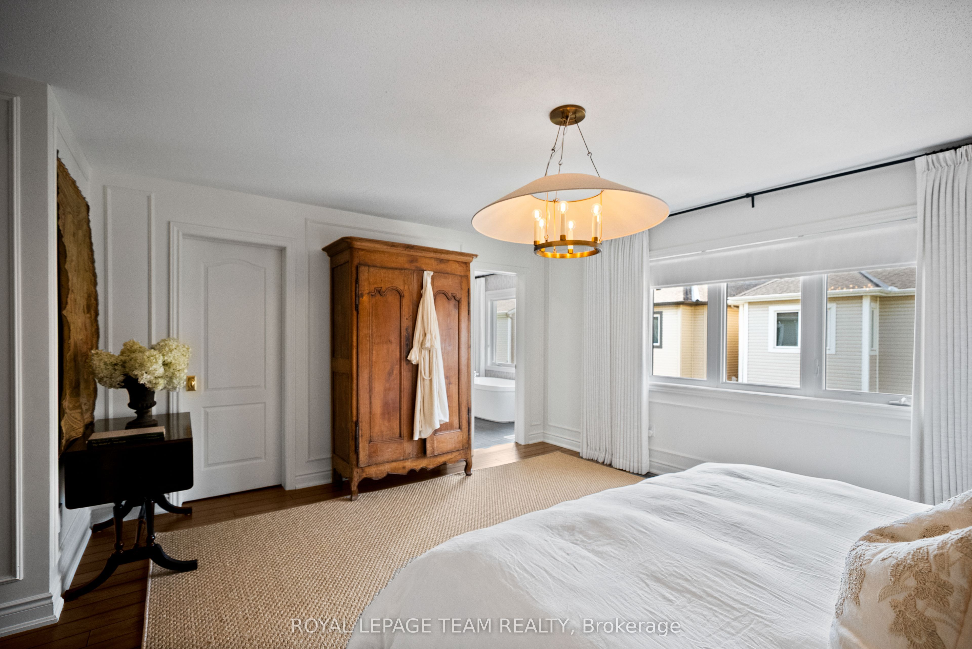 4865 Abbott Street E Property Photo 25