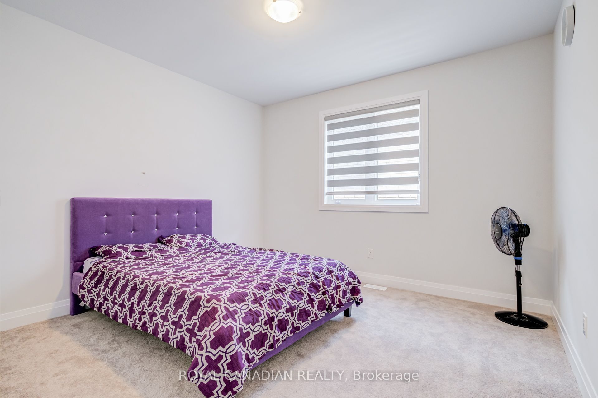 1439 Upper Thames Drive Property Photo 32