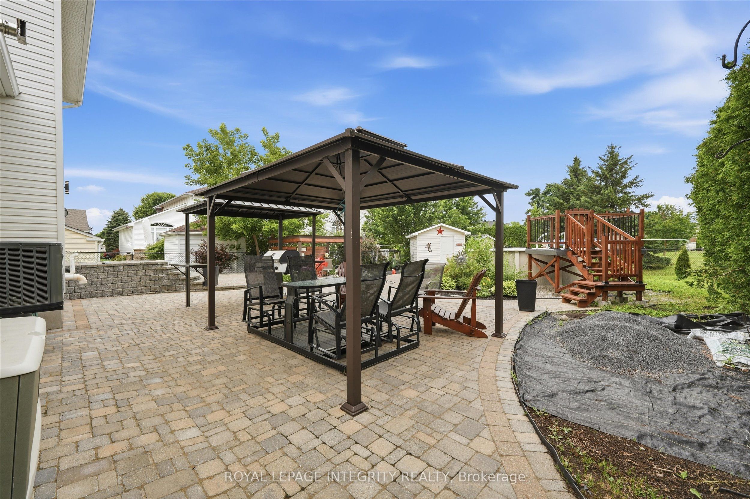 36 Frontenac Boulevard Property Photo 34
