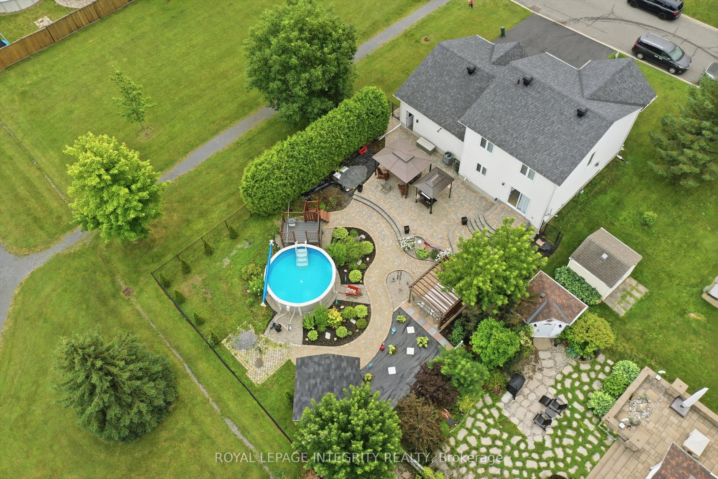 36 Frontenac Boulevard Property Photo 42