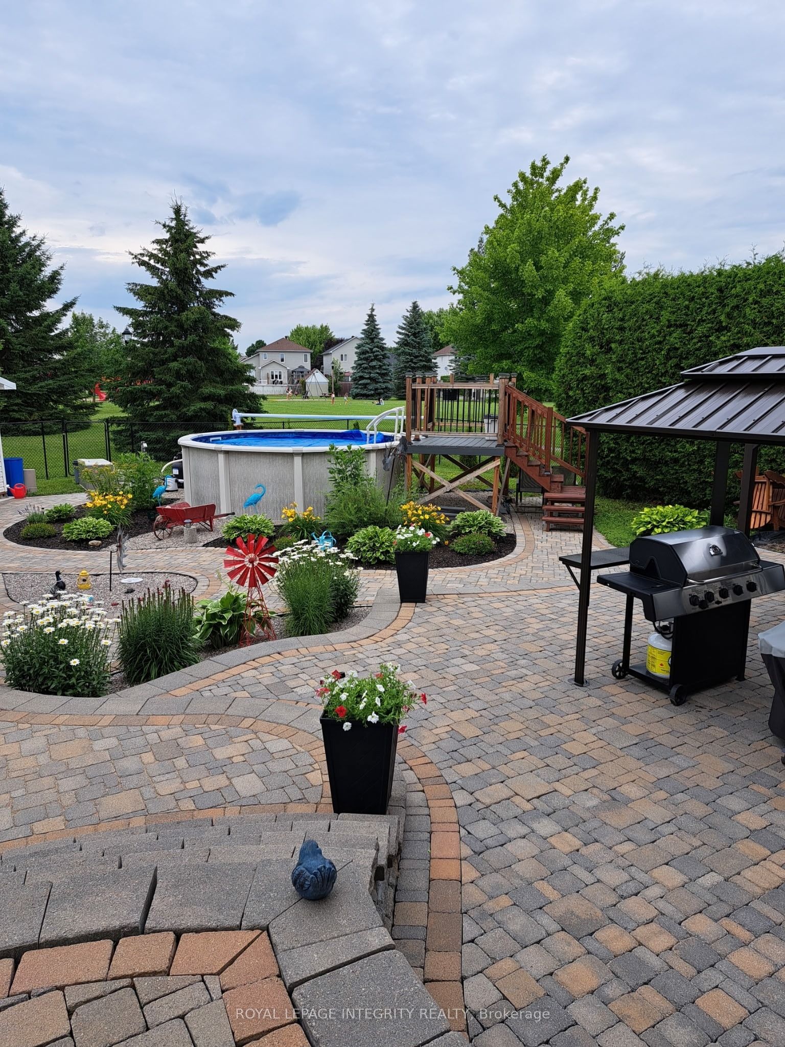 36 Frontenac Boulevard Property Photo 48