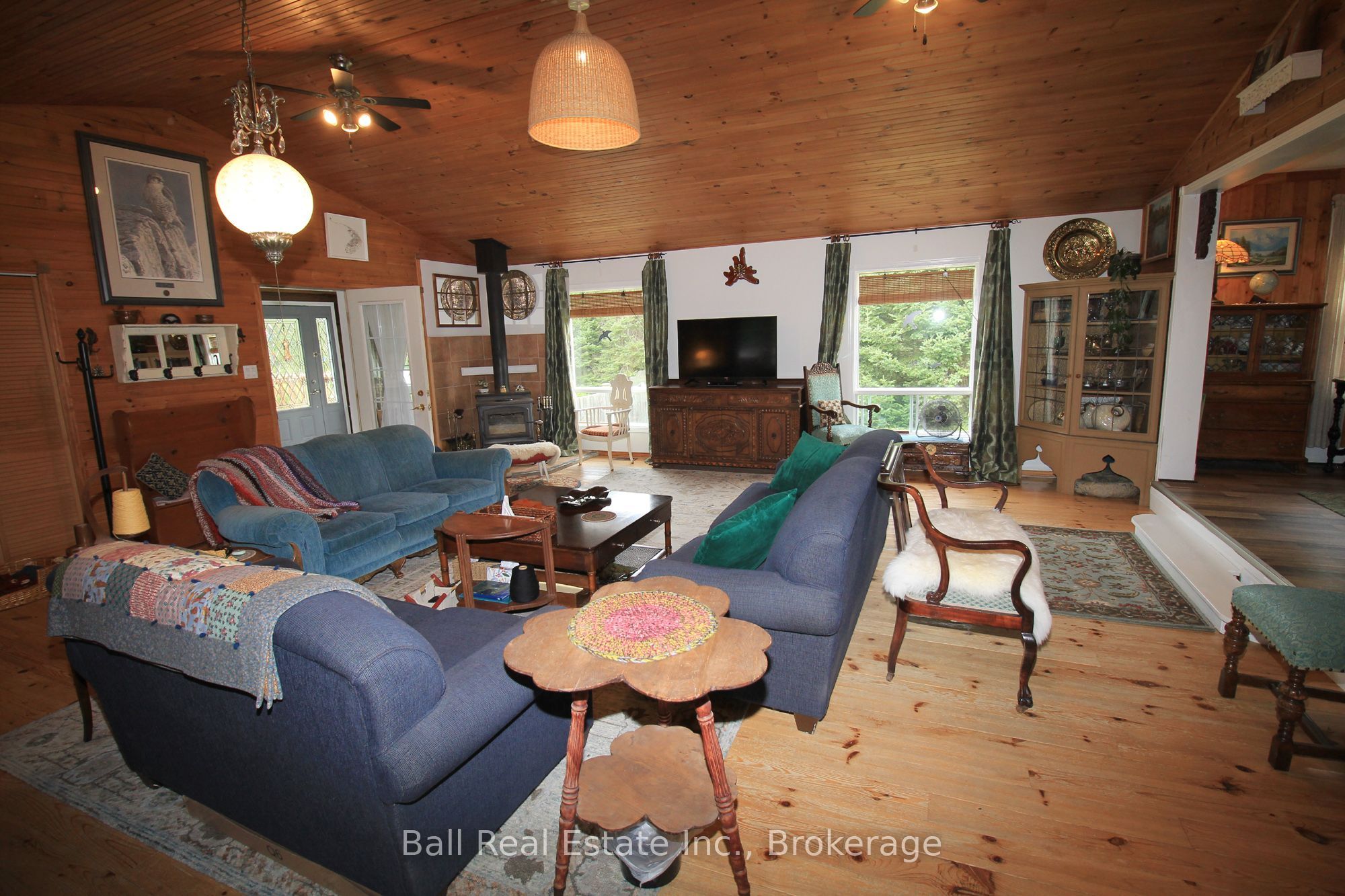 19573 Highway #118 Highway E Property Photo 28