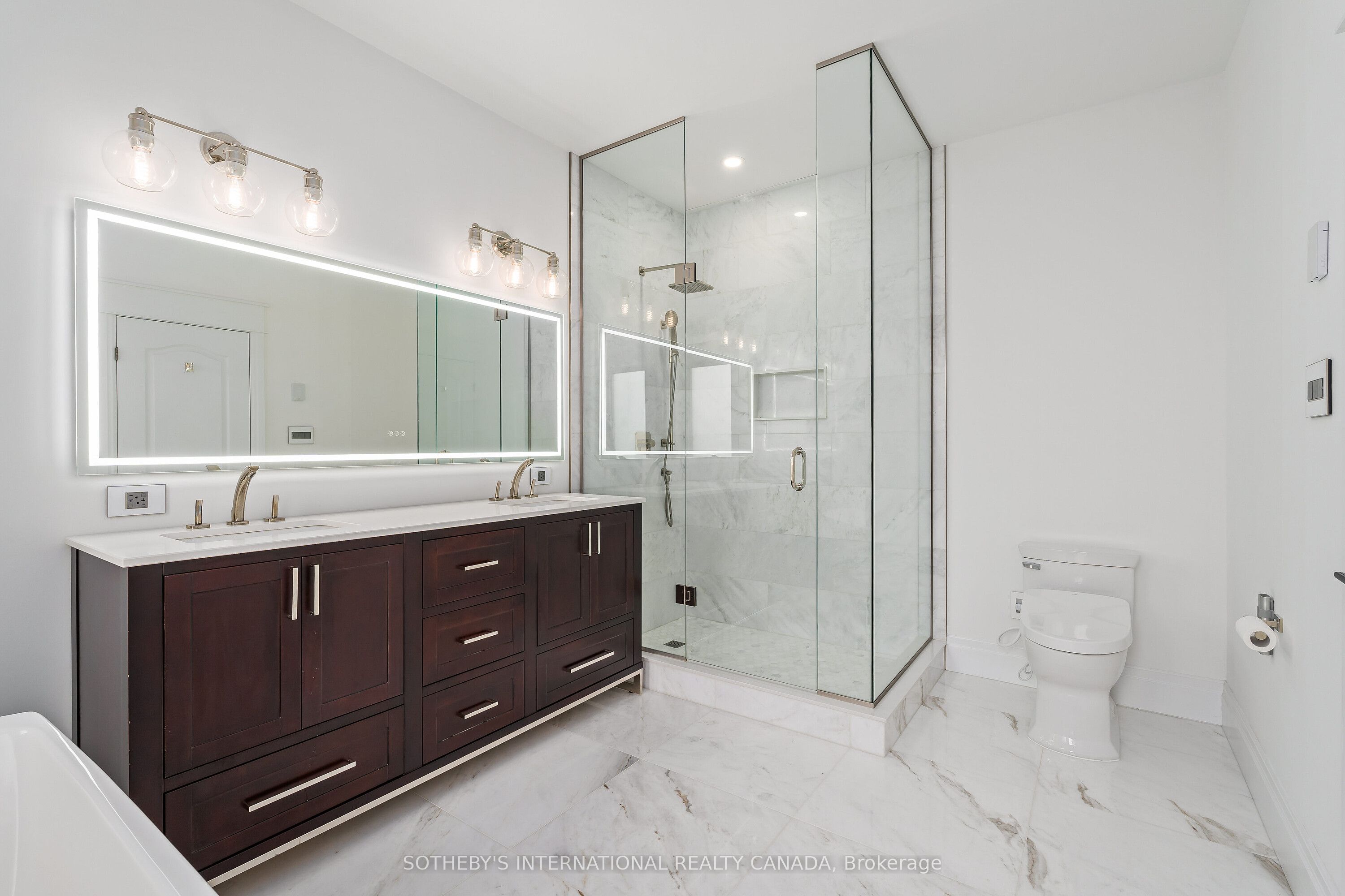 159 Delarmbro Drive Property Photo 17